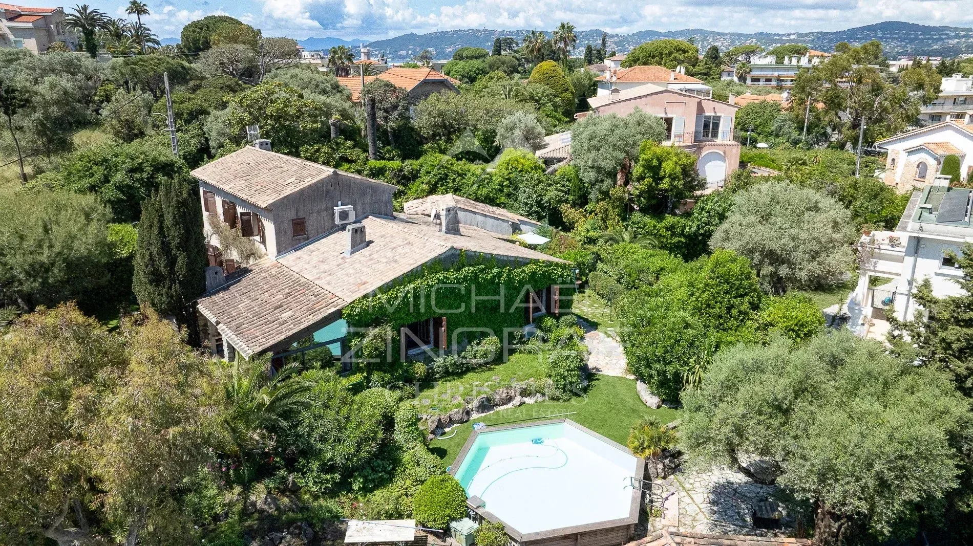 Cap d’Antibes – Maison de caractère proche des plages - 5
