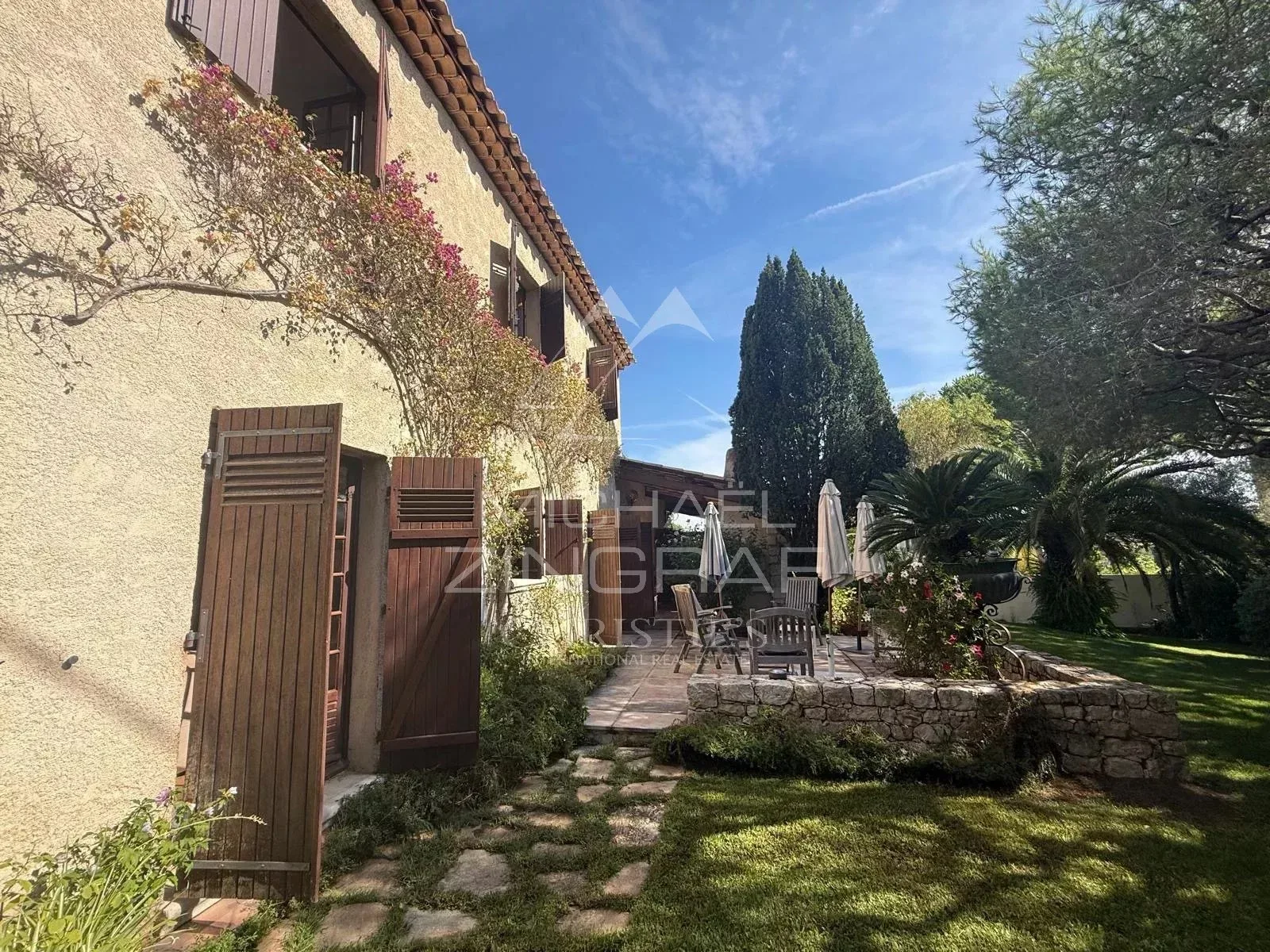 Cap d’Antibes – Maison de caractère proche des plages - 9