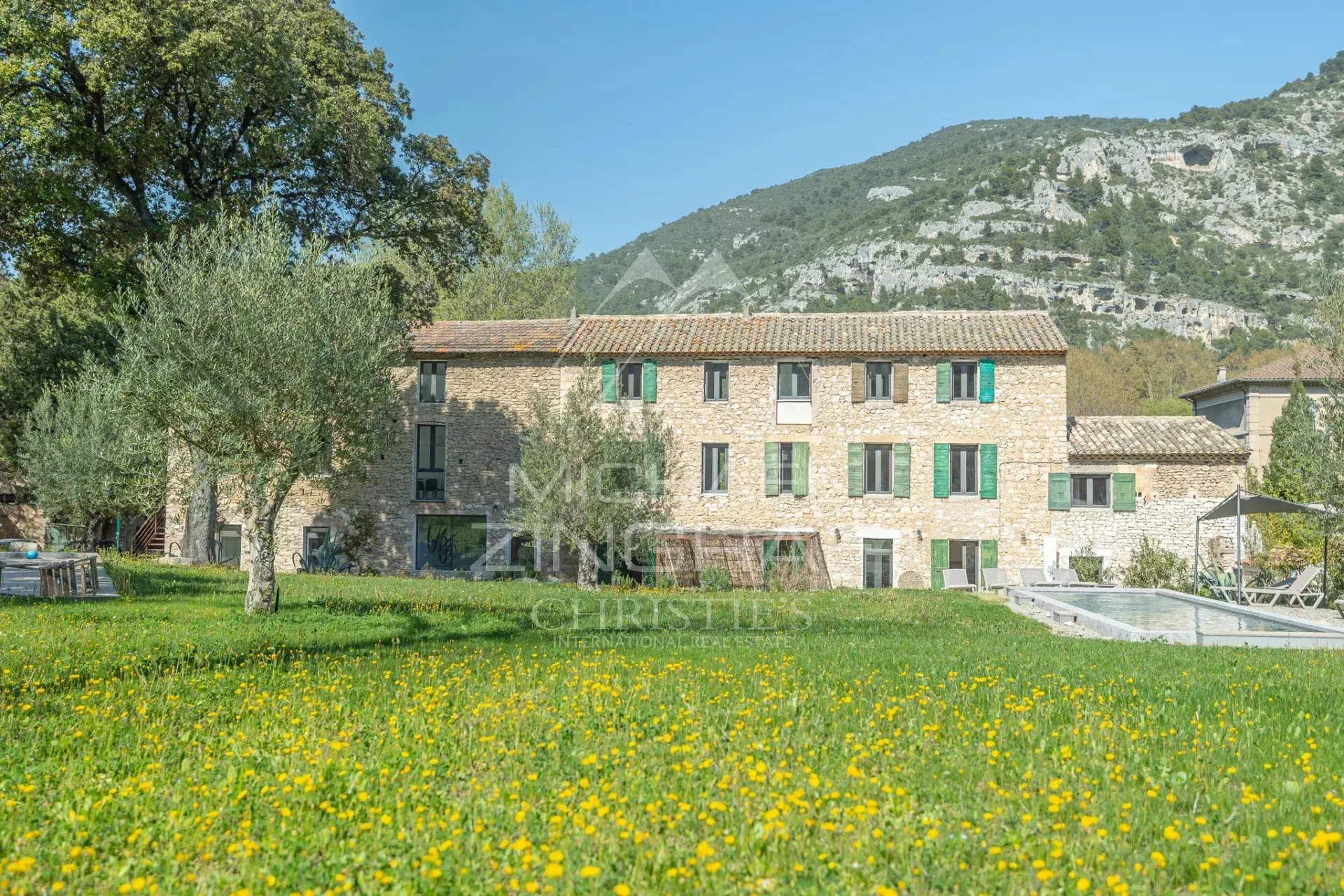 Aux portes du Luberon - Superbe mas en pierre avec piscine et vue - 13