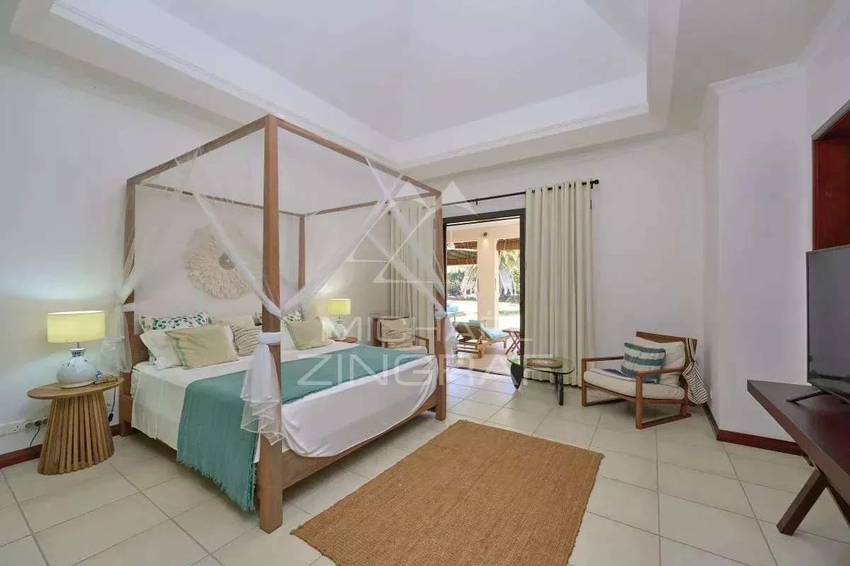 TAMARIN: Villa d'exception sur un domaine de golf - 10