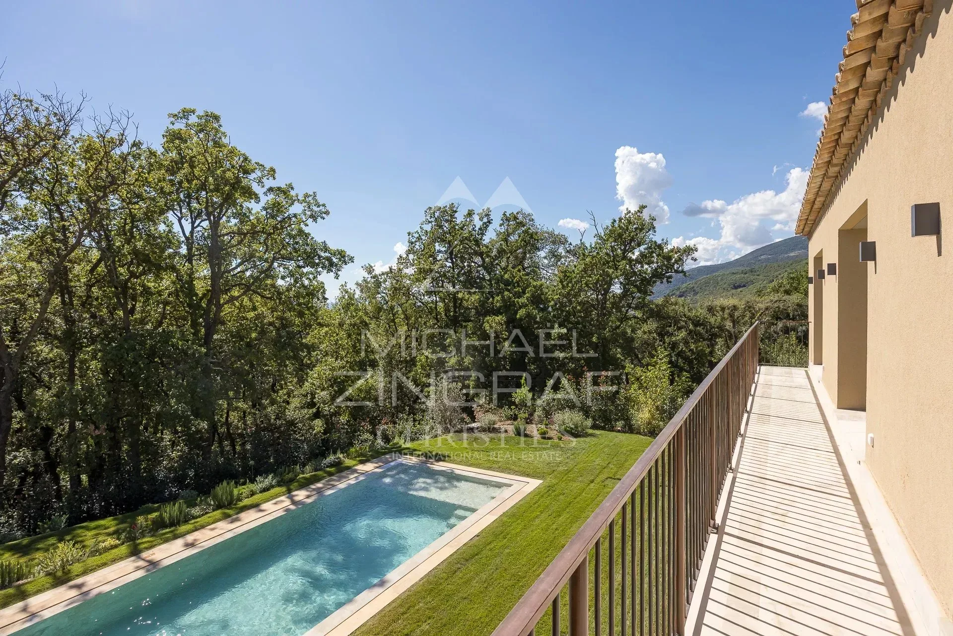 Proche Saint-Paul-de-Vence - Superbe propriété neuve provençale moderne - 4