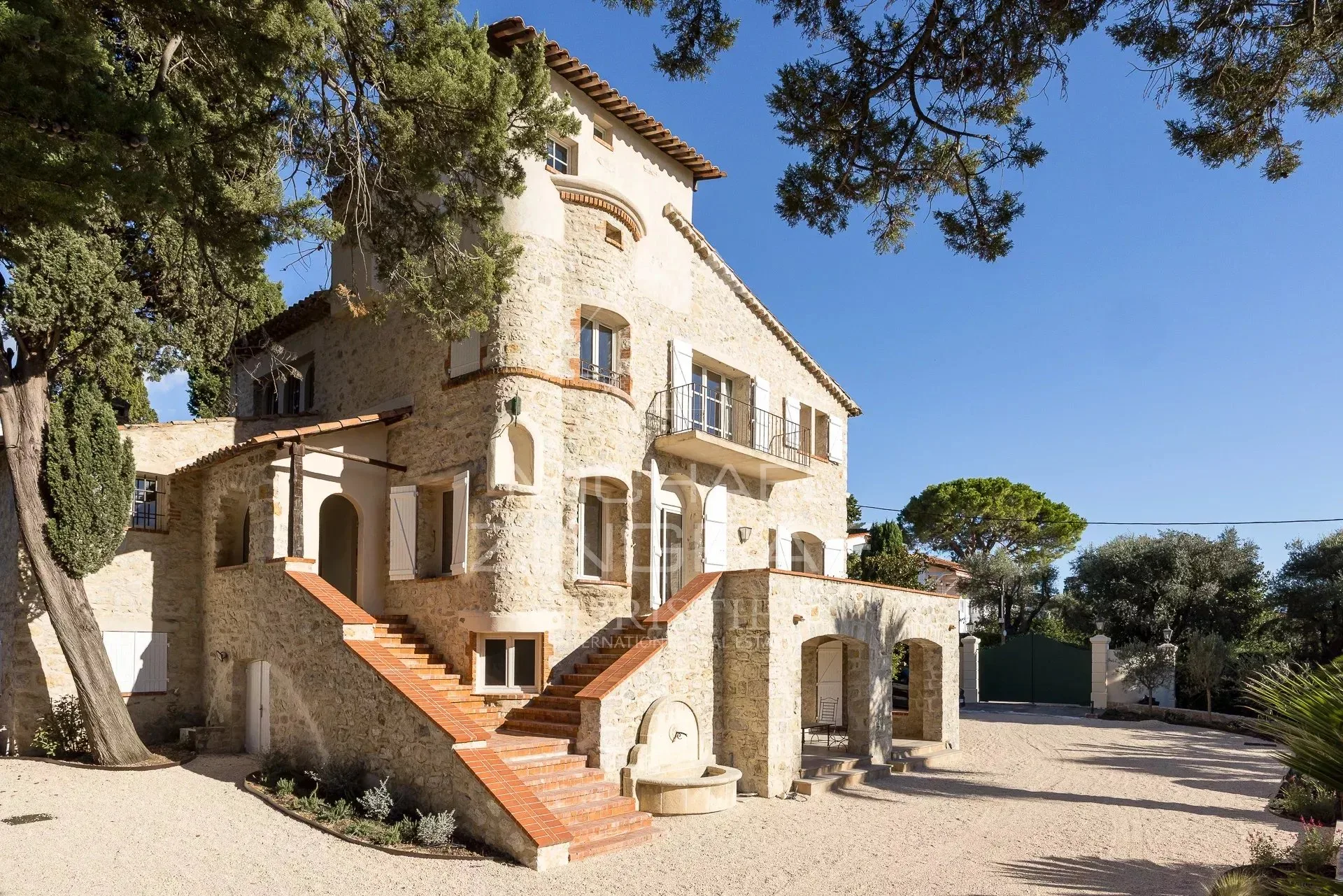 Versant Ouest Propriété d’exception avec vue mer - 11