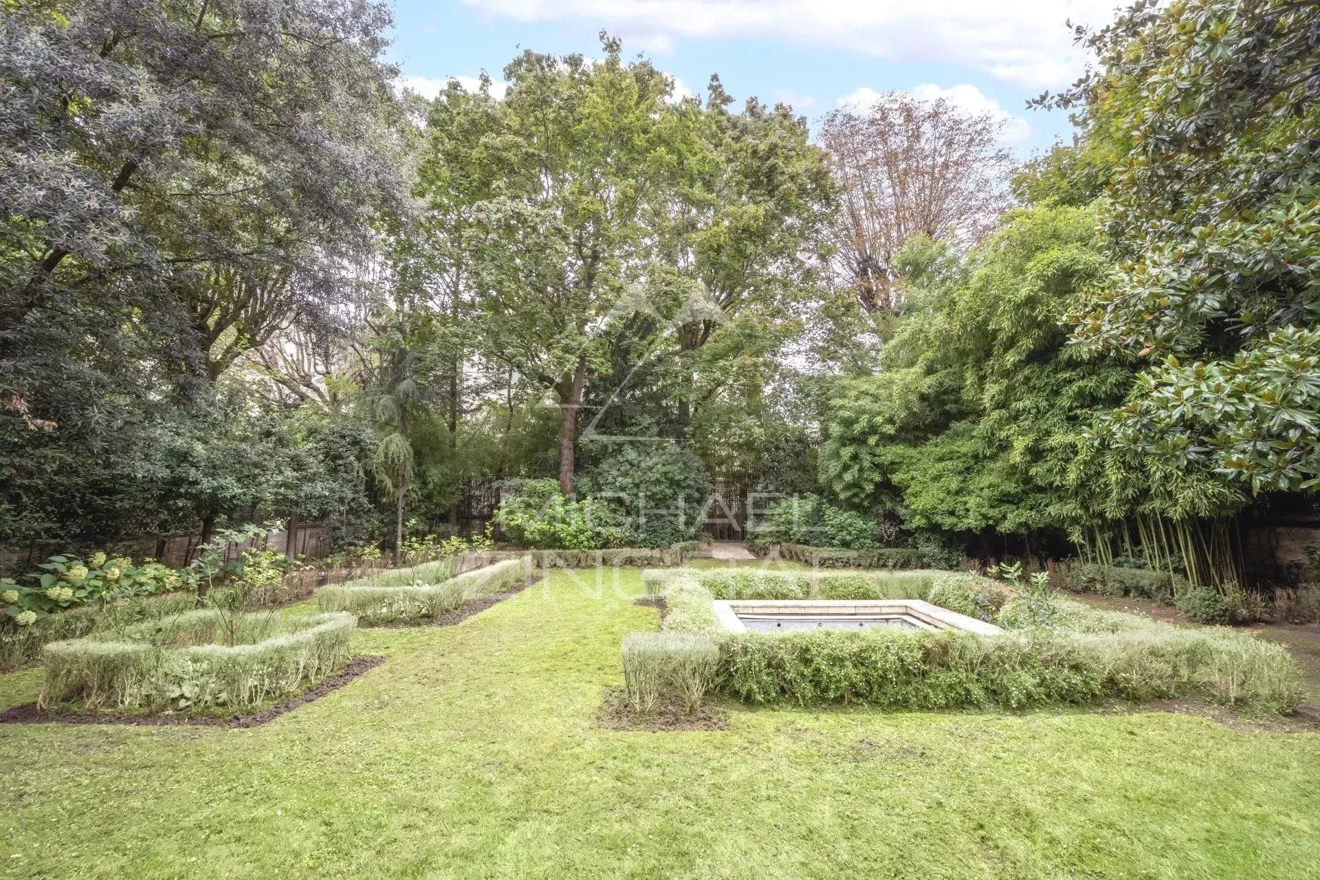 A vendre - Hotel Particulier - Jardin - Piscine - 4