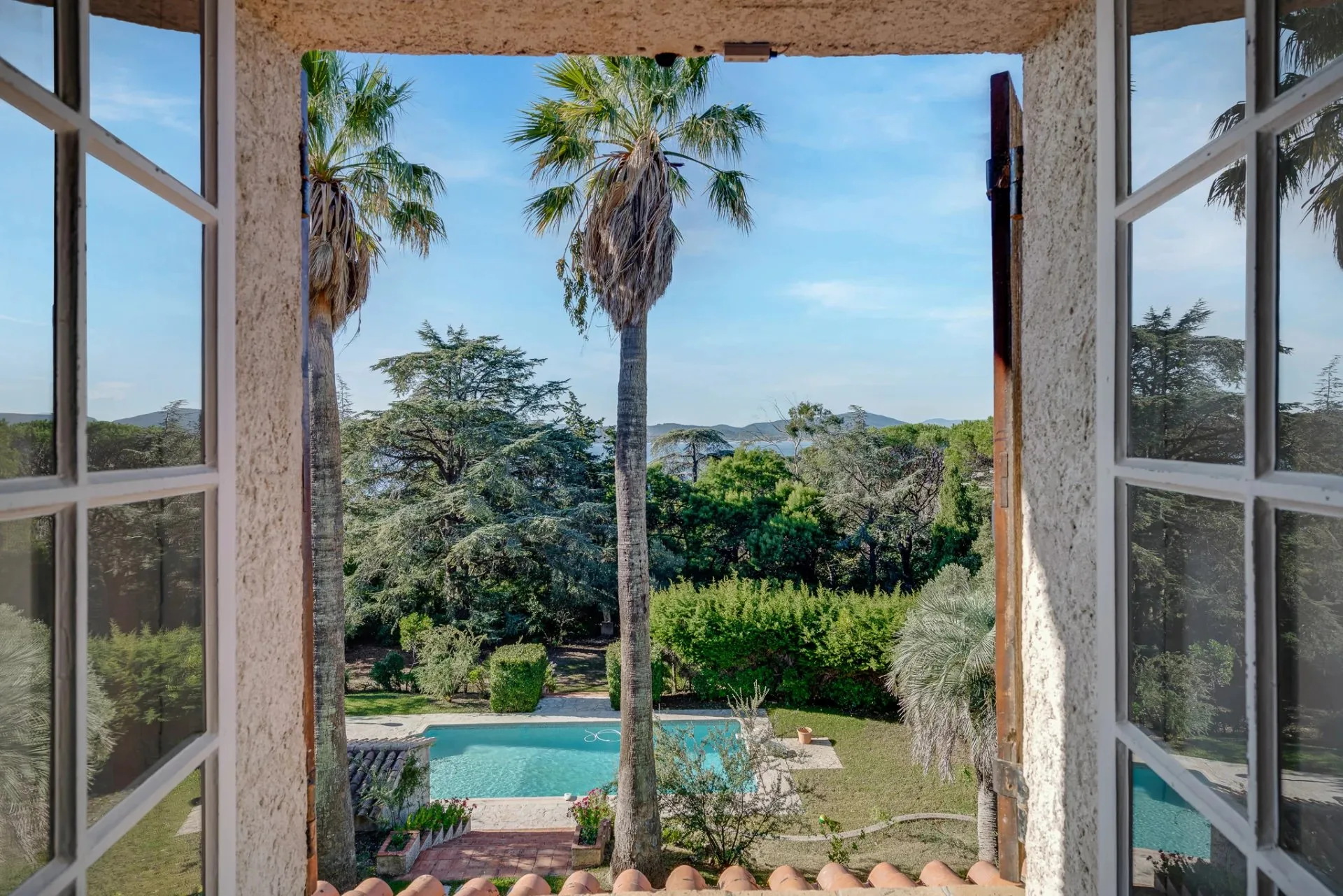 Domaine privé, vue magistrale sur le Golfe de Saint-Tropez - 5