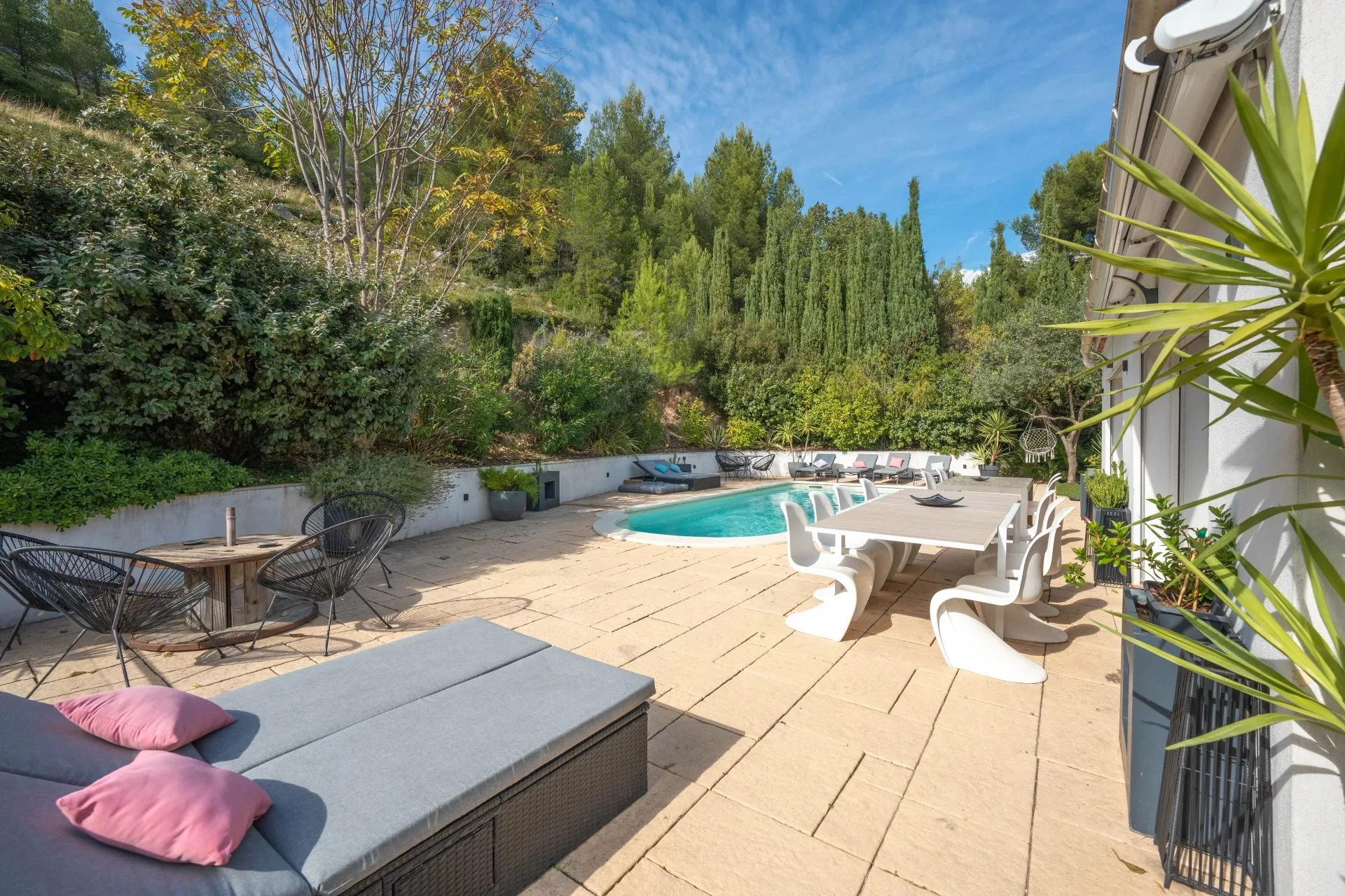 Maison avec piscine au calme absolu en pleine colline - 2
