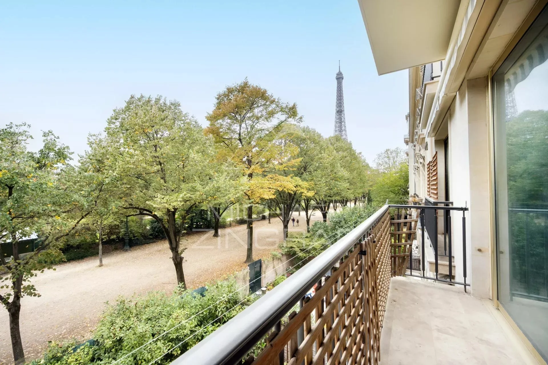 Location 4 chambres - Emile Deschanel - Vue Tour Eiffel - Climatisation - Bail Code Civil - 17