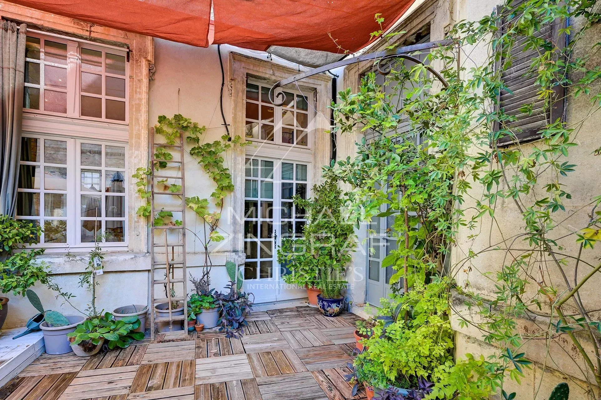 Avignon Hotel particulier XVIIème - Grand Appartement-Terrasse - 13