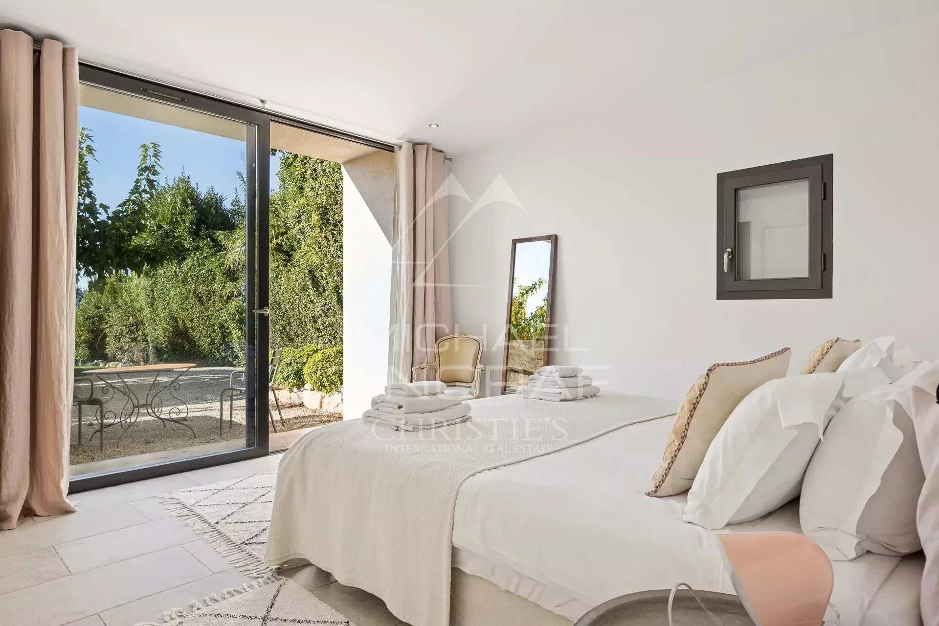 Vence - Charmante Villa en Pierre avec Vue Panoramique - 10