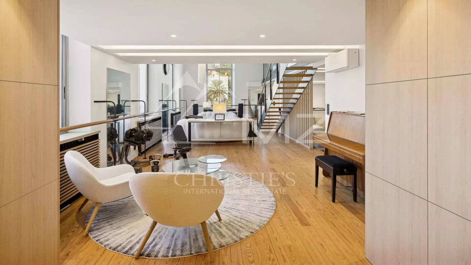 Vaste Loft Atypique à Cannes Montfleury - 11