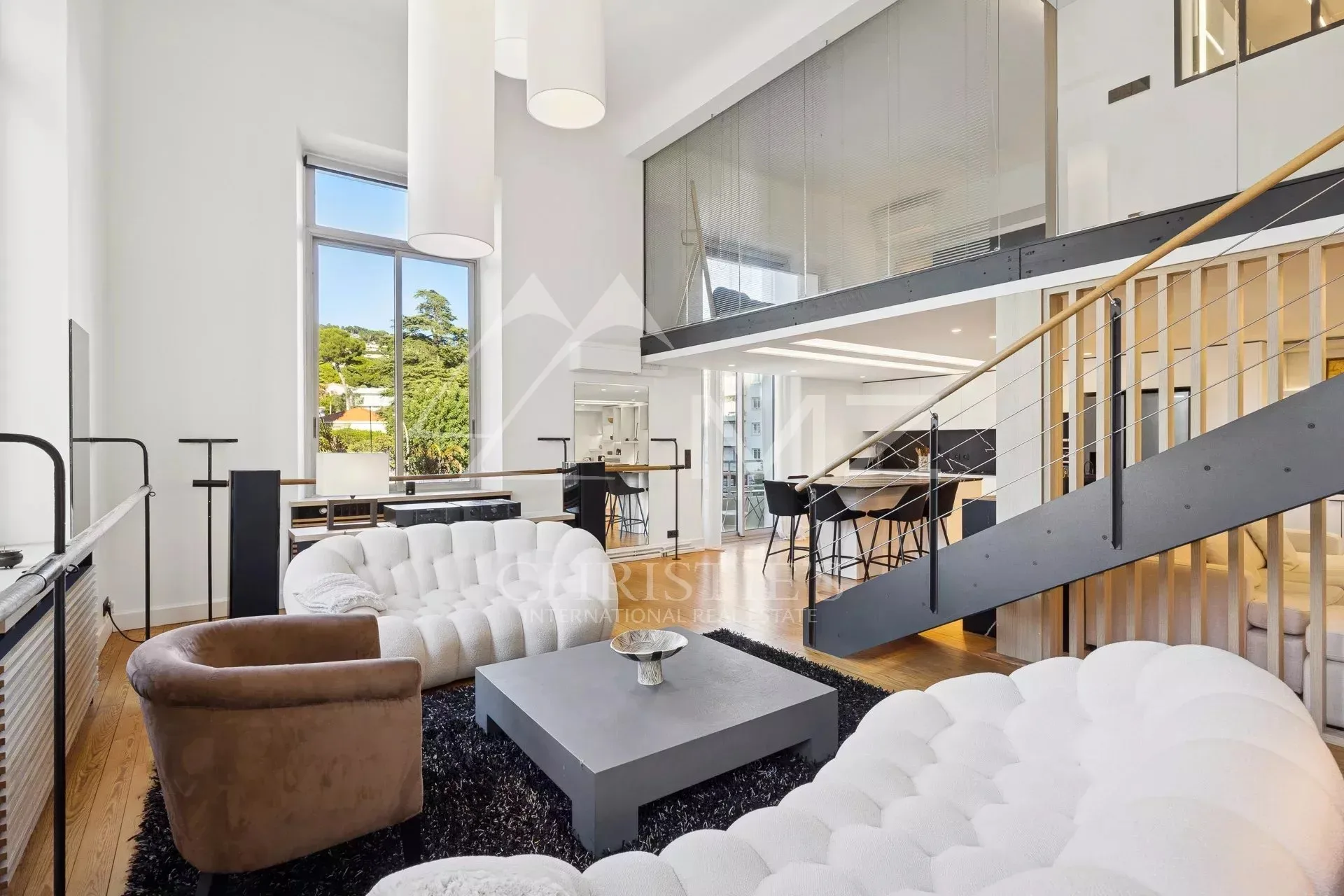 Vaste Loft Atypique à Cannes Montfleury - 13
