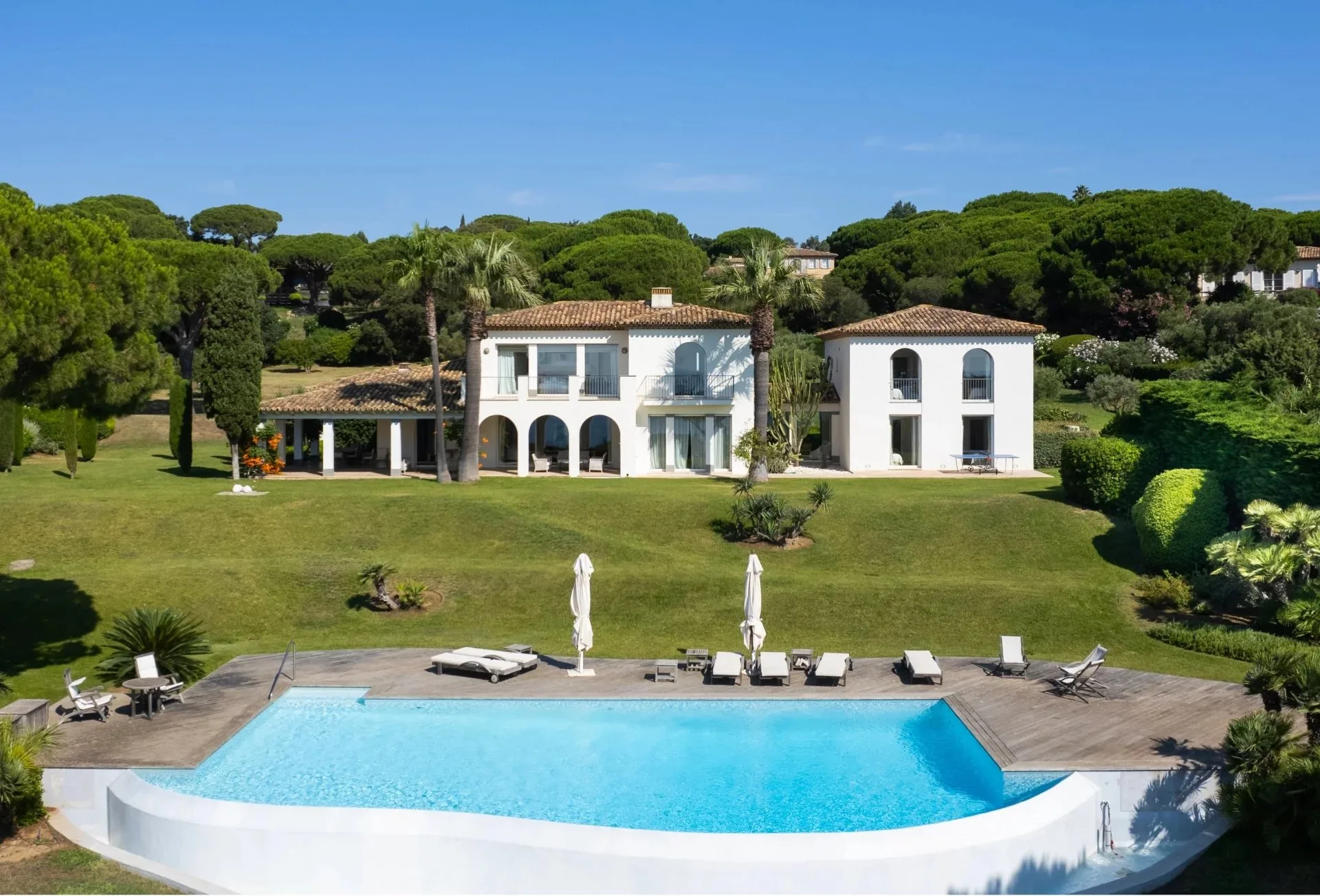 A 15 min de St-Tropez – Élégance et Prestige au Cœur d’un environnement exceptionnel - 2