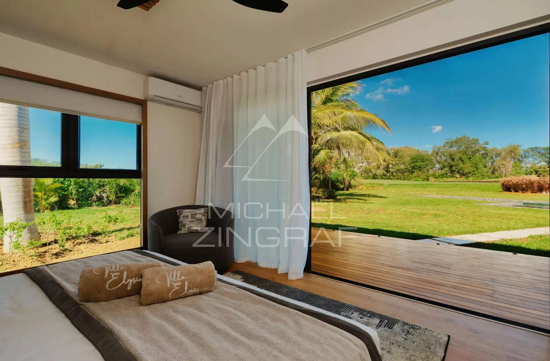 Villa contemporaine avec vue panoramique sur le golf - 9