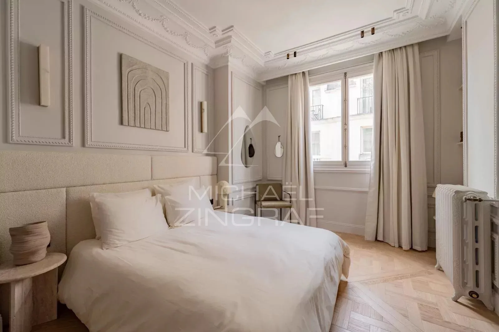 A vendre - Appartement 3 Suites - Paris 8eme - Triangle d'Or - Clim - Refait à neuf - 17