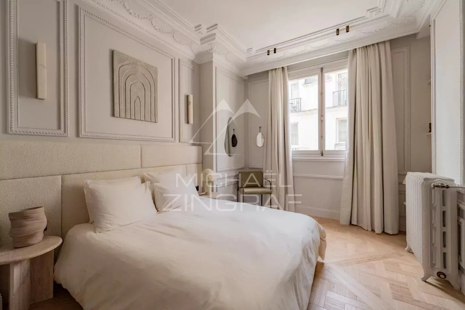 A vendre - Appartement 3 Suites - Paris 8eme - Triangle d'Or - Clim - Refait à neuf - 18