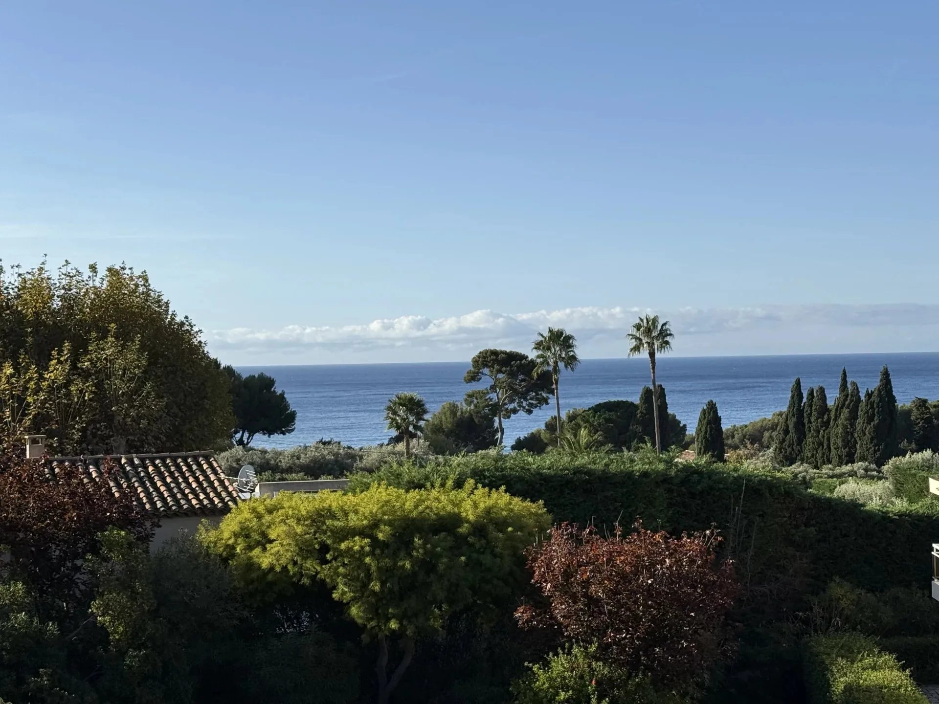 CASSIS APPARTEMENT T2 VUE MER AVEC TERRASSE - 10