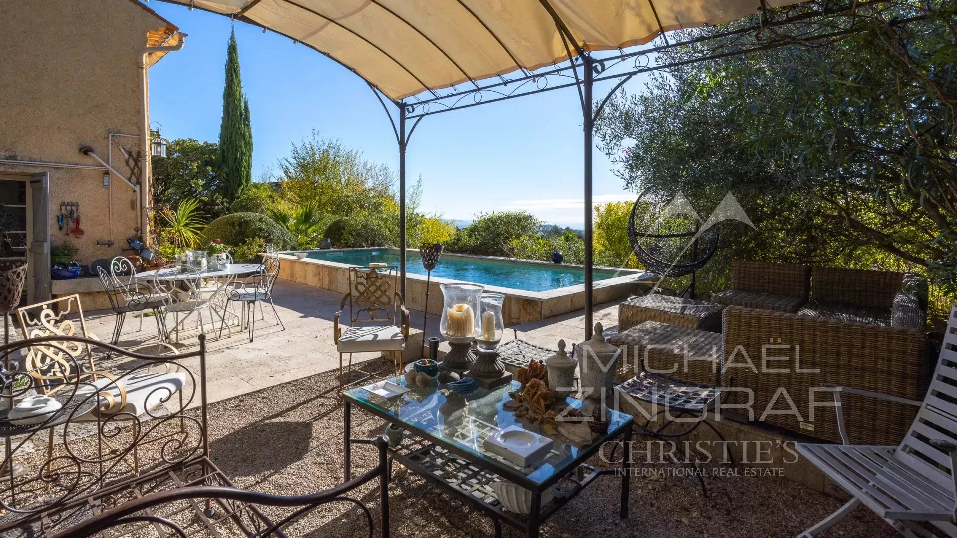 Charmant mas du 18e avec piscine et vue mer - 12