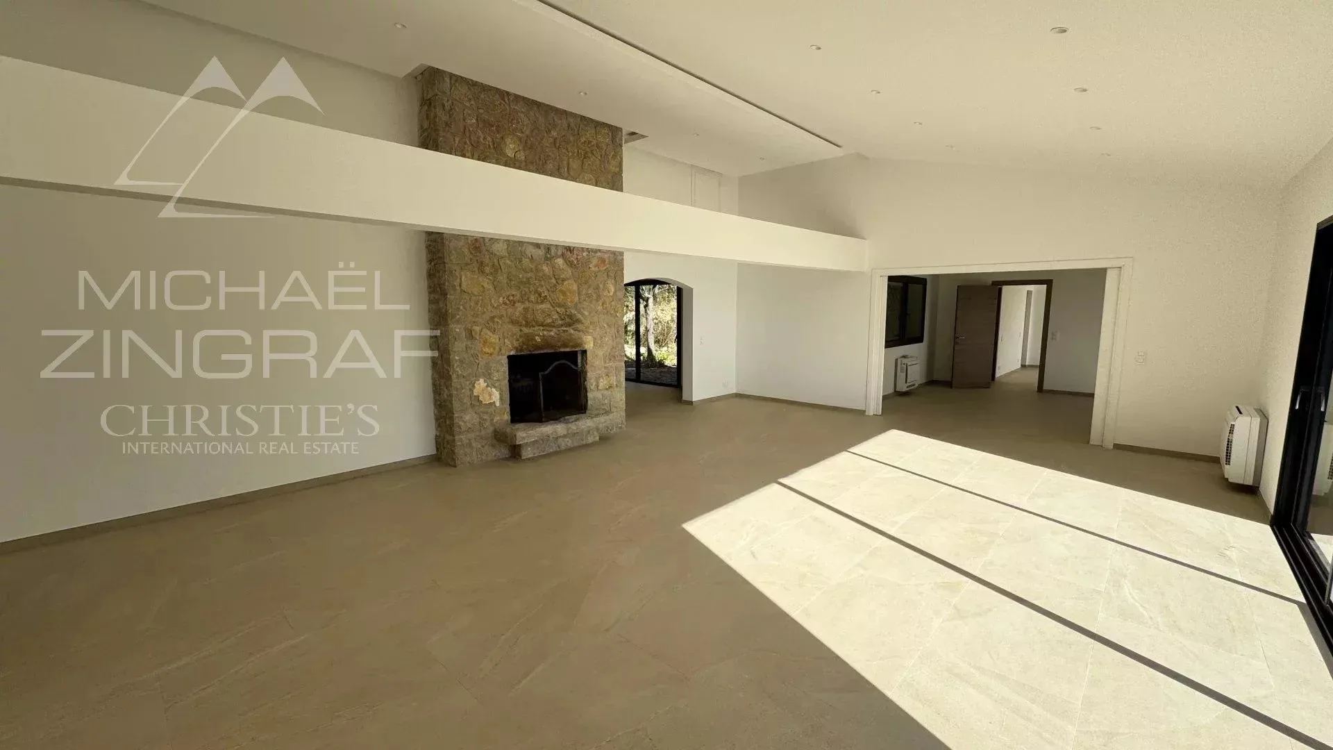 Villa Contemporaine Rénovée au Cœur de l’Arrière-Pays Cannois - 17