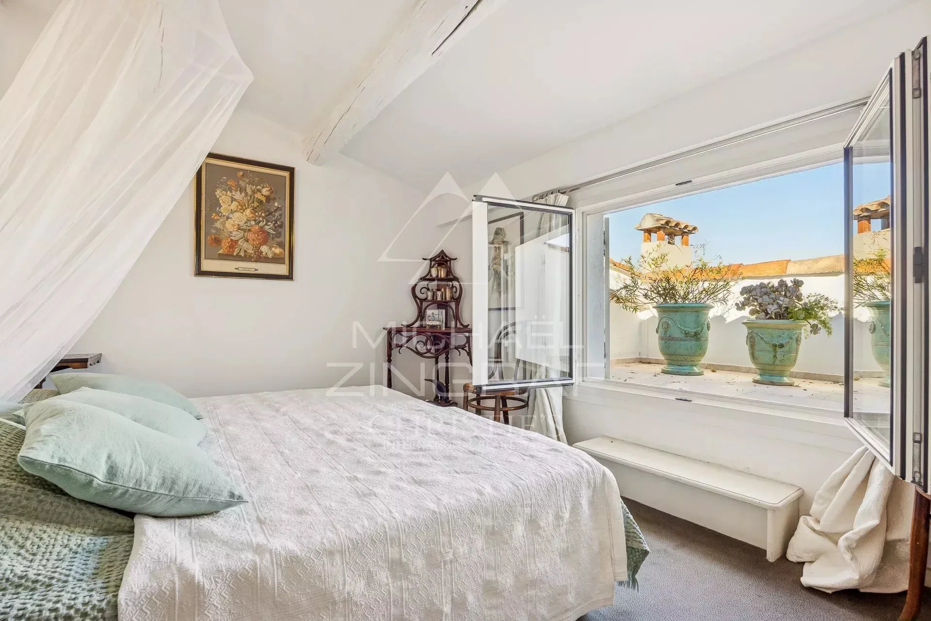 Appartement d’exception – Vieille Ville d’Antibes – Dernier étage – Terrasses – Vue panoramique - 13