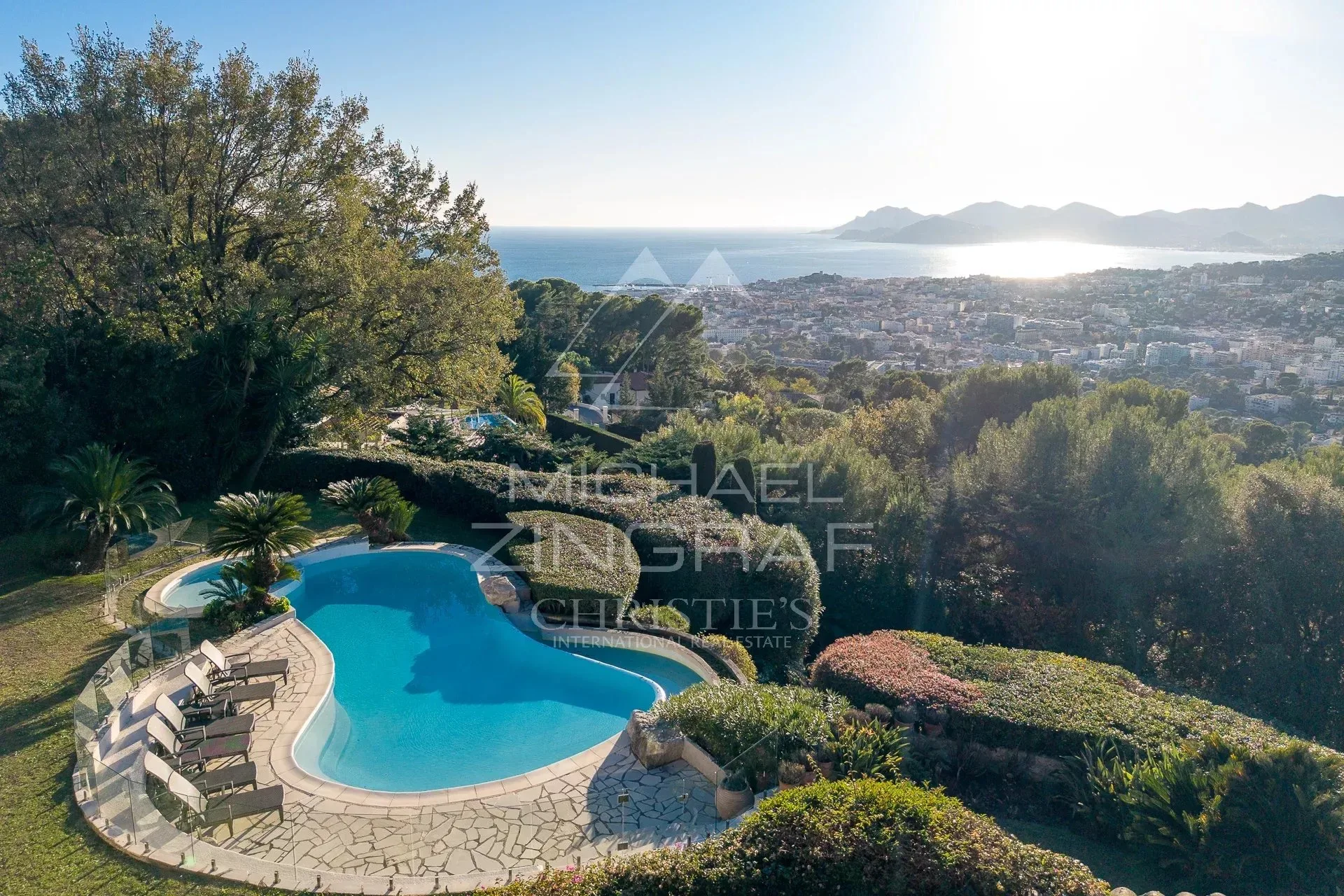 EXCLUSIVITÉ - Hauteurs de Cannes - vue mer et Estérel - 3
