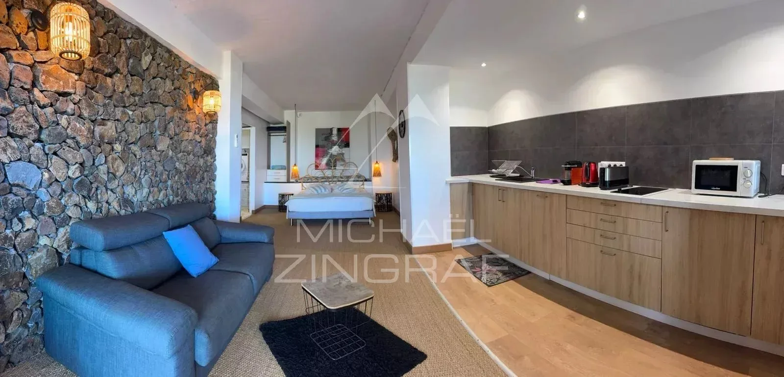 Villa de Prestige avec Studios Indépendants et Vue d’Exception - 8