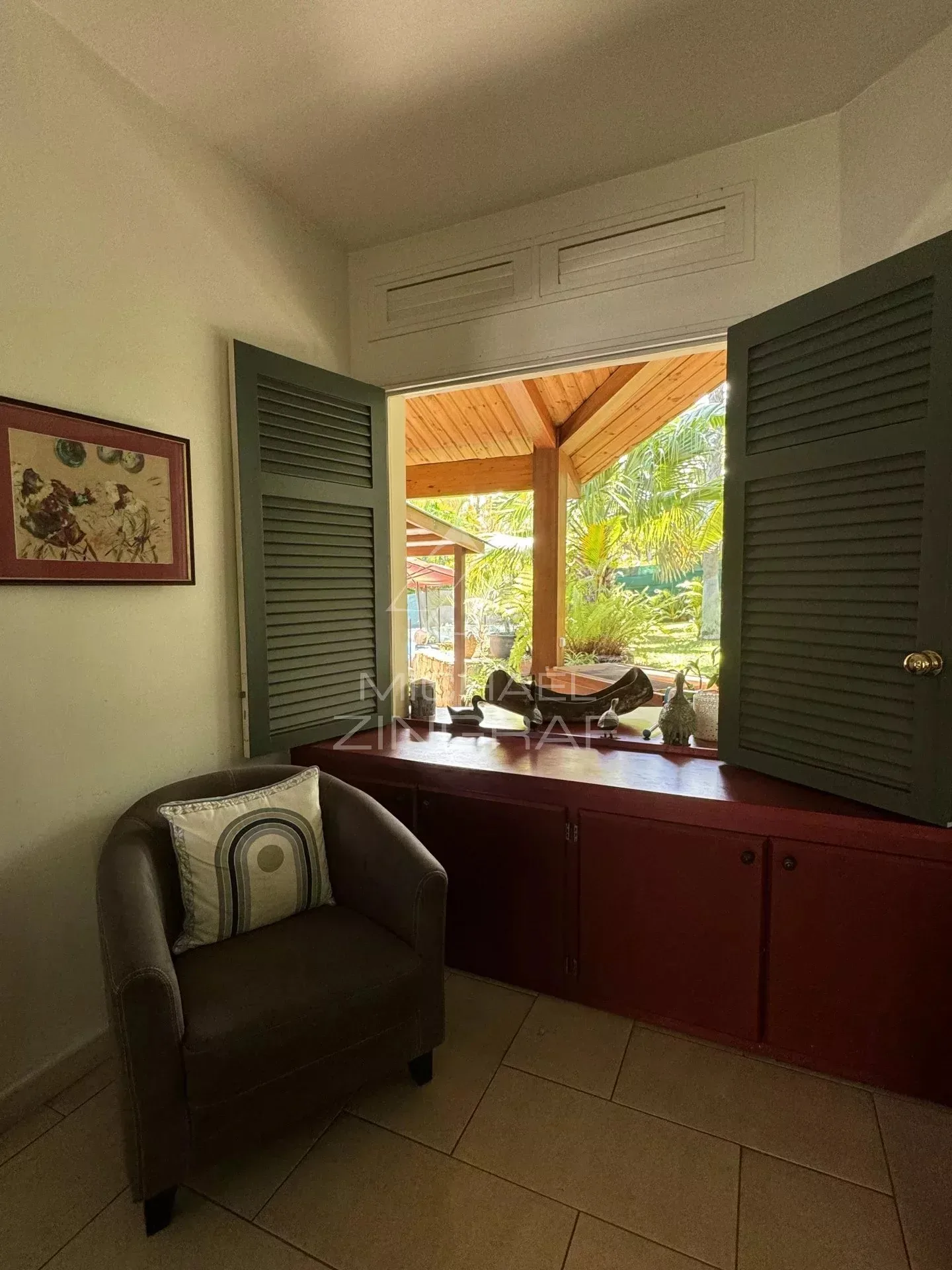 Villa d’Exception dans un Lotissement Sécurisé à Saint-Gilles-les-Bains - 16