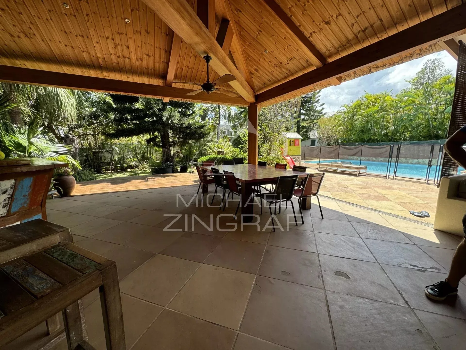Villa d’Exception dans un Lotissement Sécurisé à Saint-Gilles-les-Bains - 17