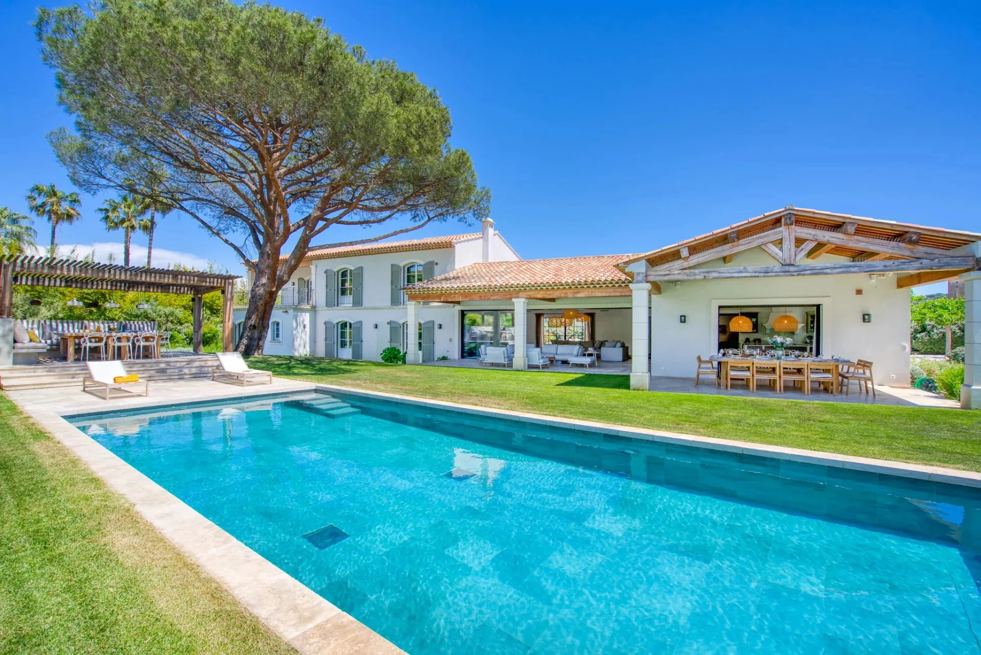 Saint-Tropez - Villa contemporaine proche du centre - 2