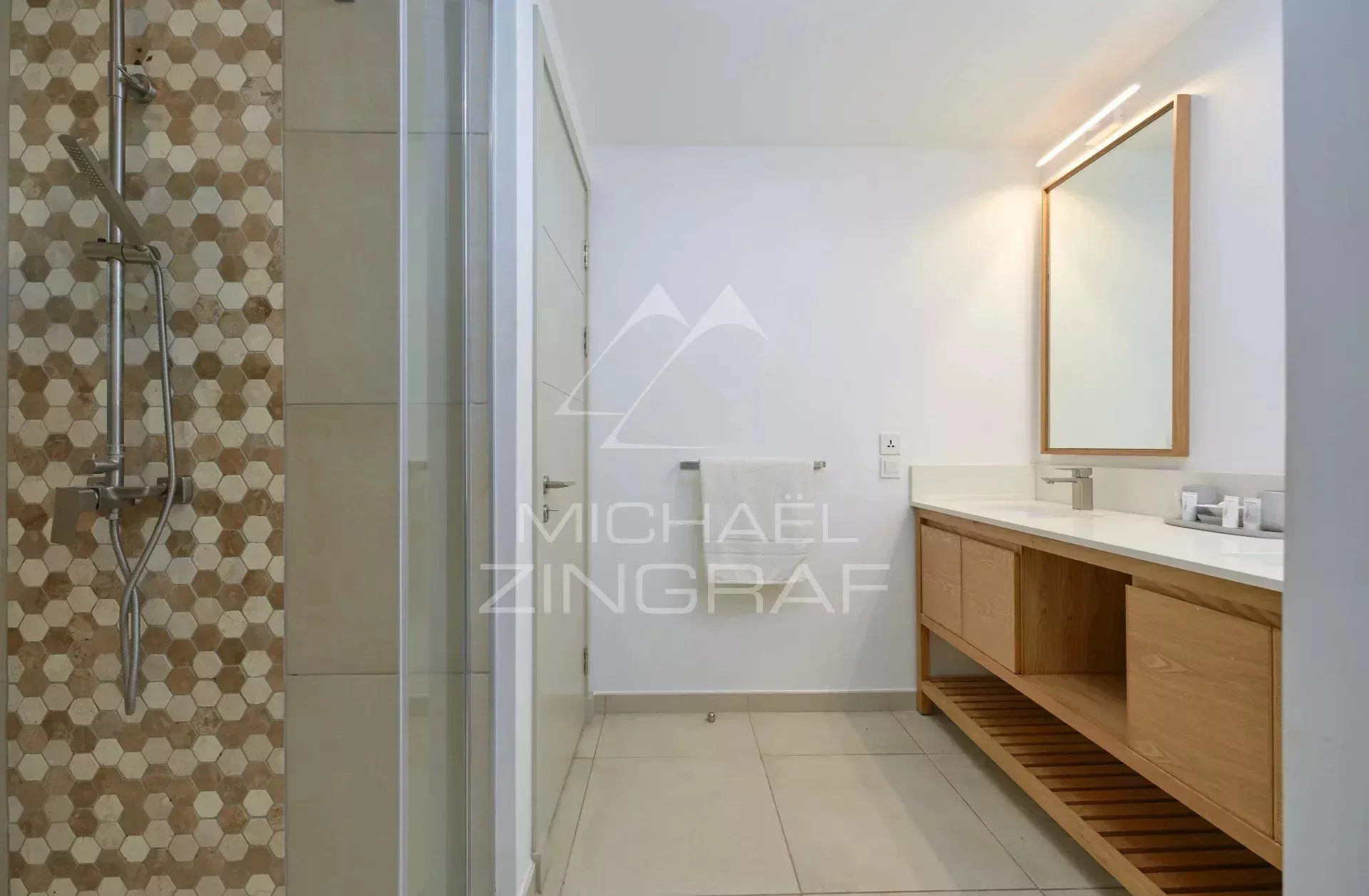 Appartement 3 chambres dans une résidence sécurisée à Pointe aux Canonniers - 18