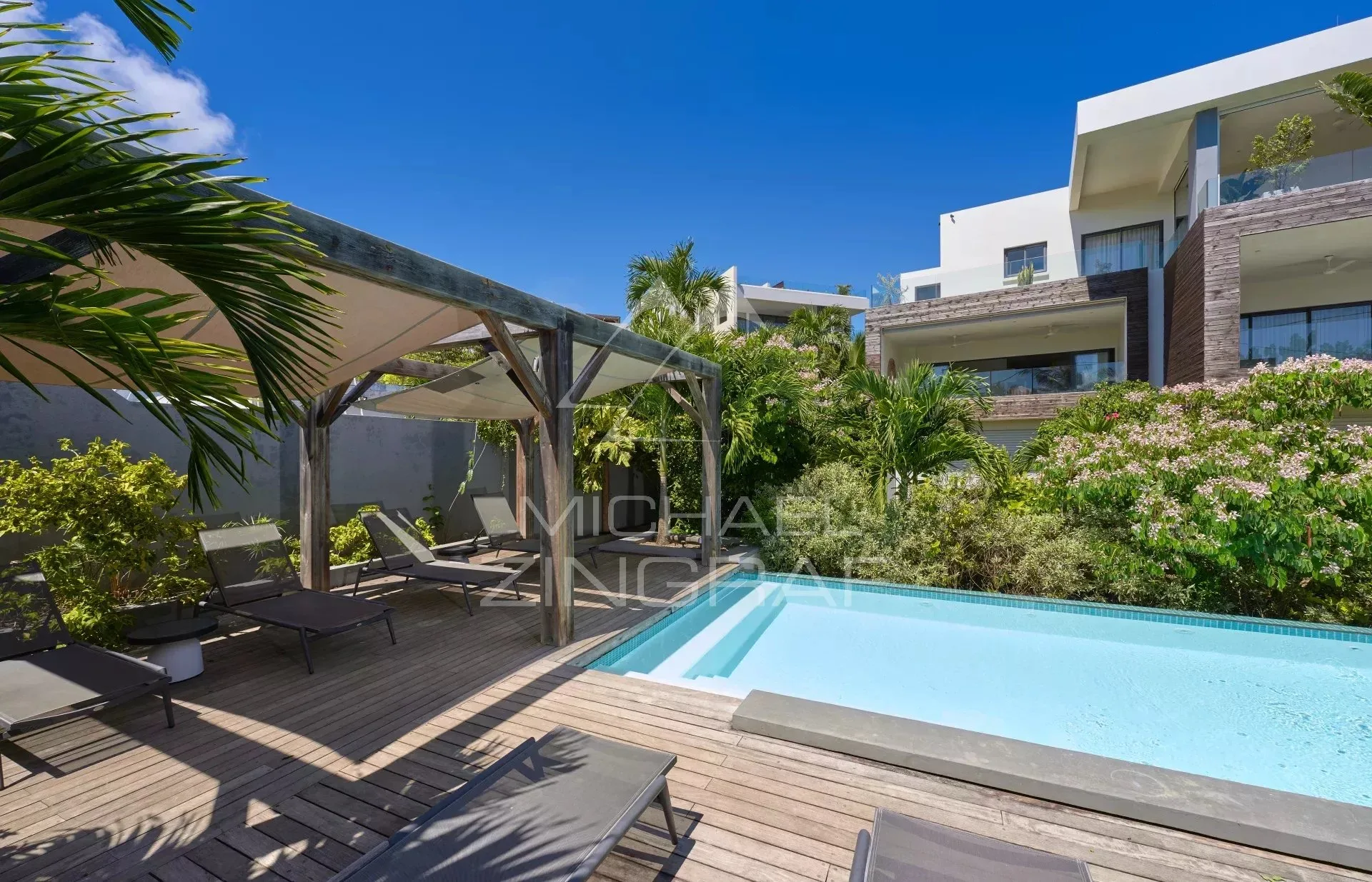 Appartement 3 chambres dans une résidence sécurisée à Pointe aux Canonniers - 3