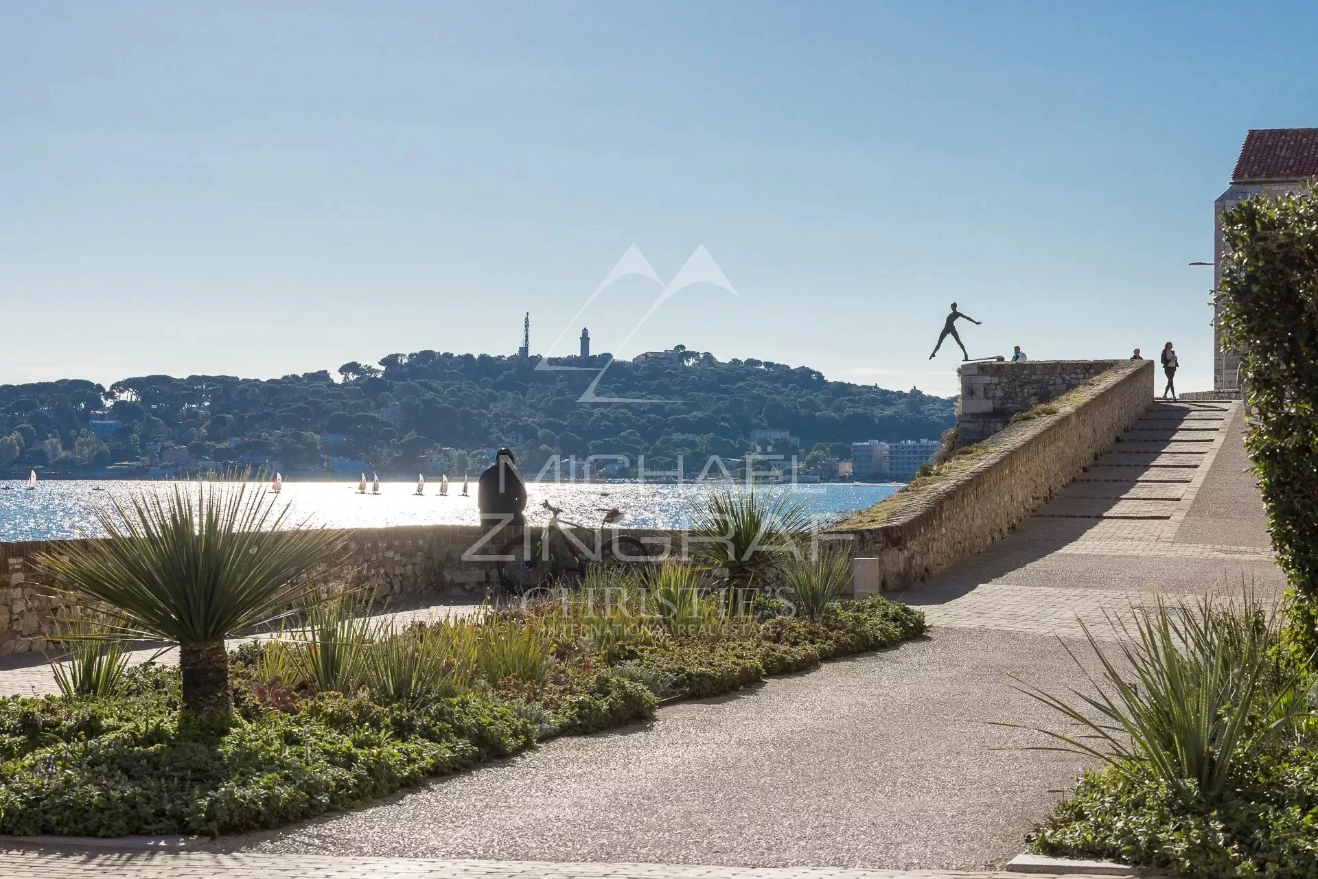 Propriété de charme – Vieil Antibes – À quelques pas des remparts - 17