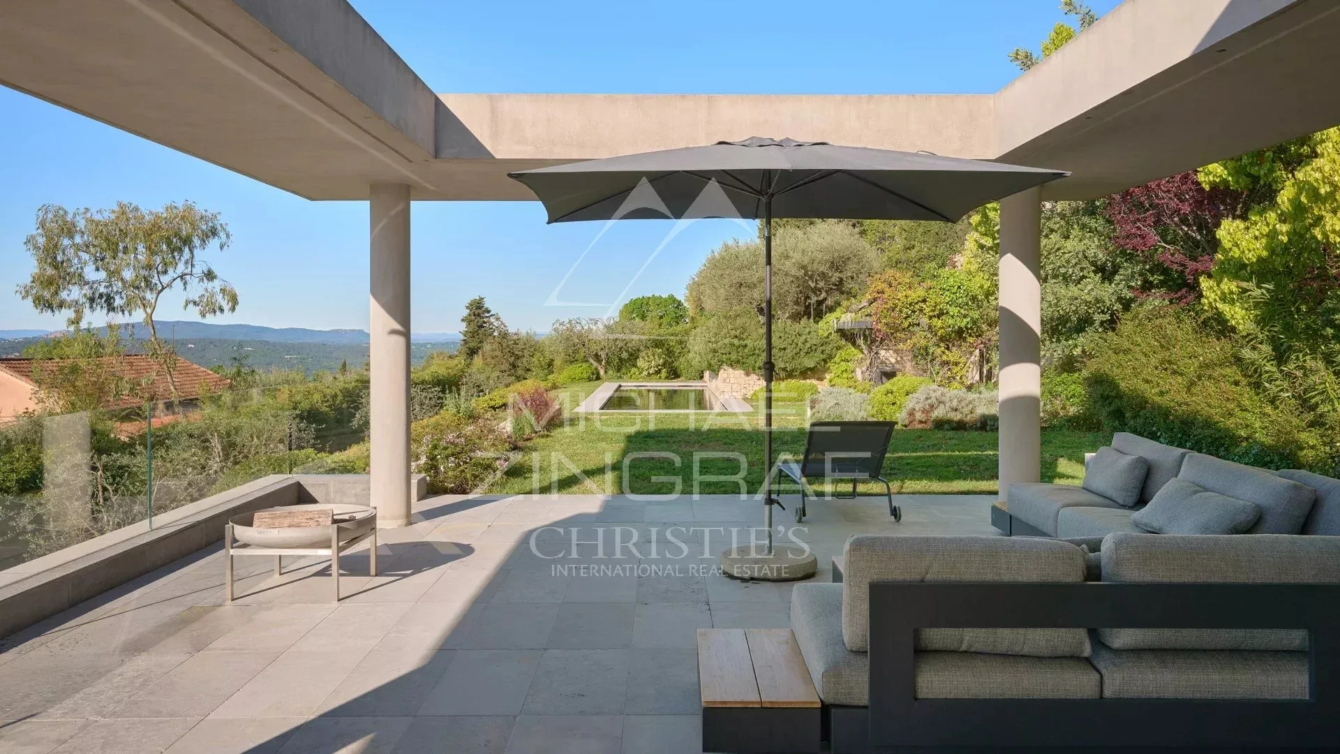 Villa d’architecte avec vue dominante - 10