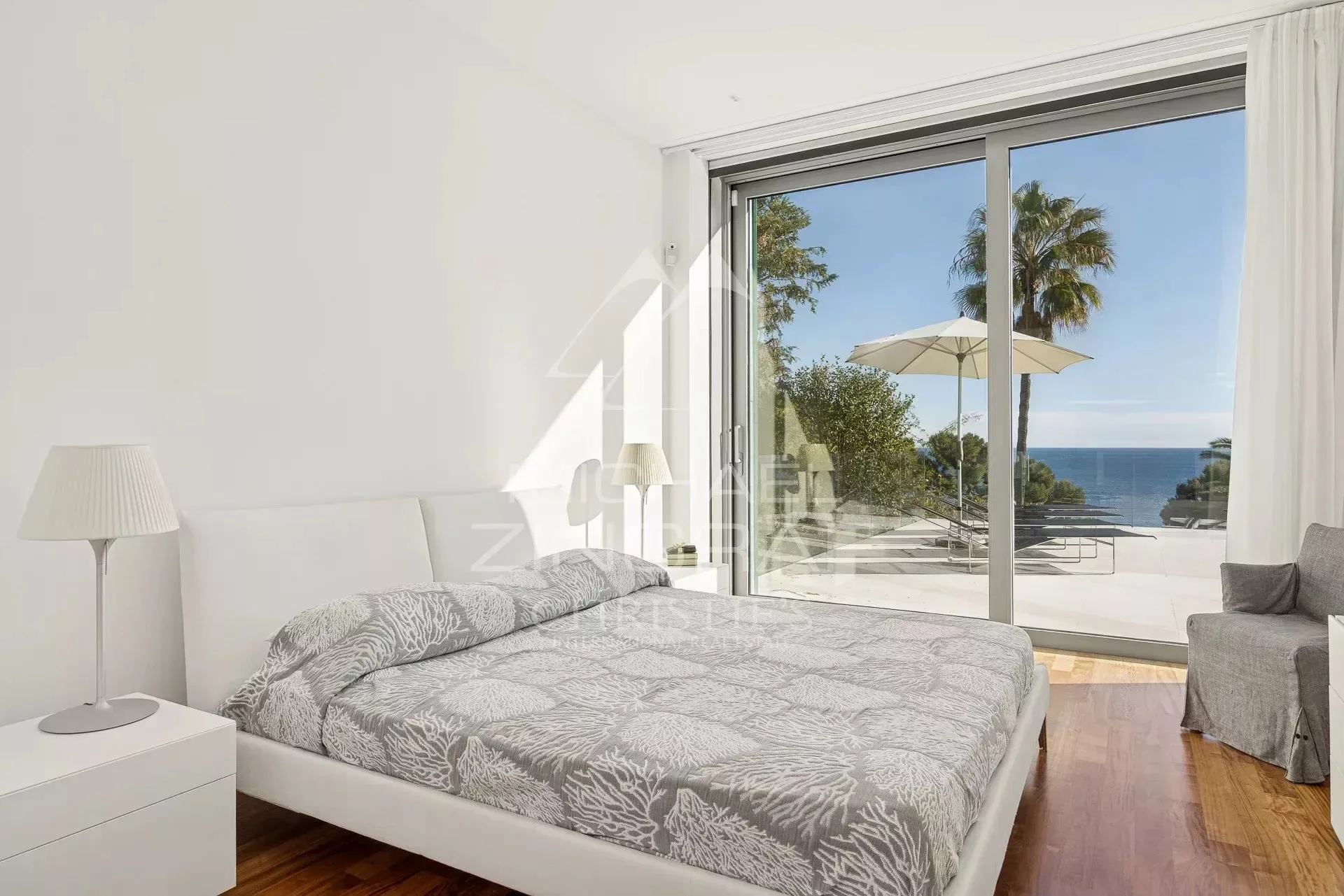 Superbe villa contemporaine à quelques minutes de Monaco - 7
