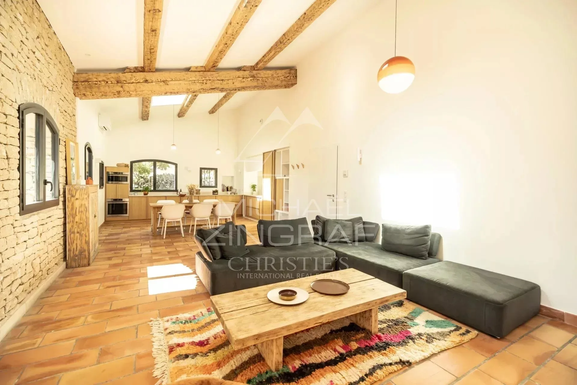 Gordes - Maison en pierre rénovée avec piscine proche du village - 2