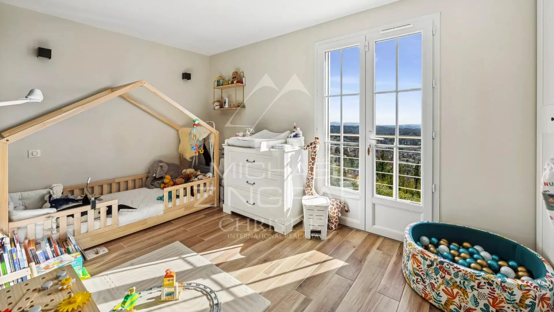 Adorable maison en position dominante et vue  panoramique - 6