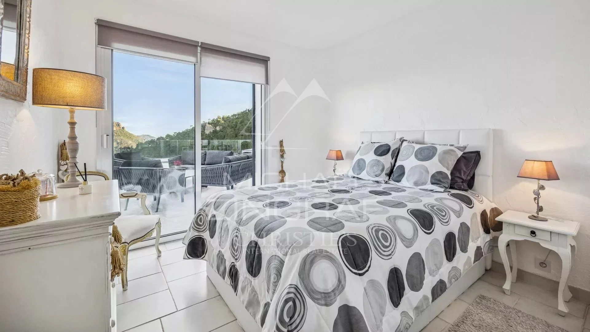 Propriété vue mer dans un domaine privé - 8