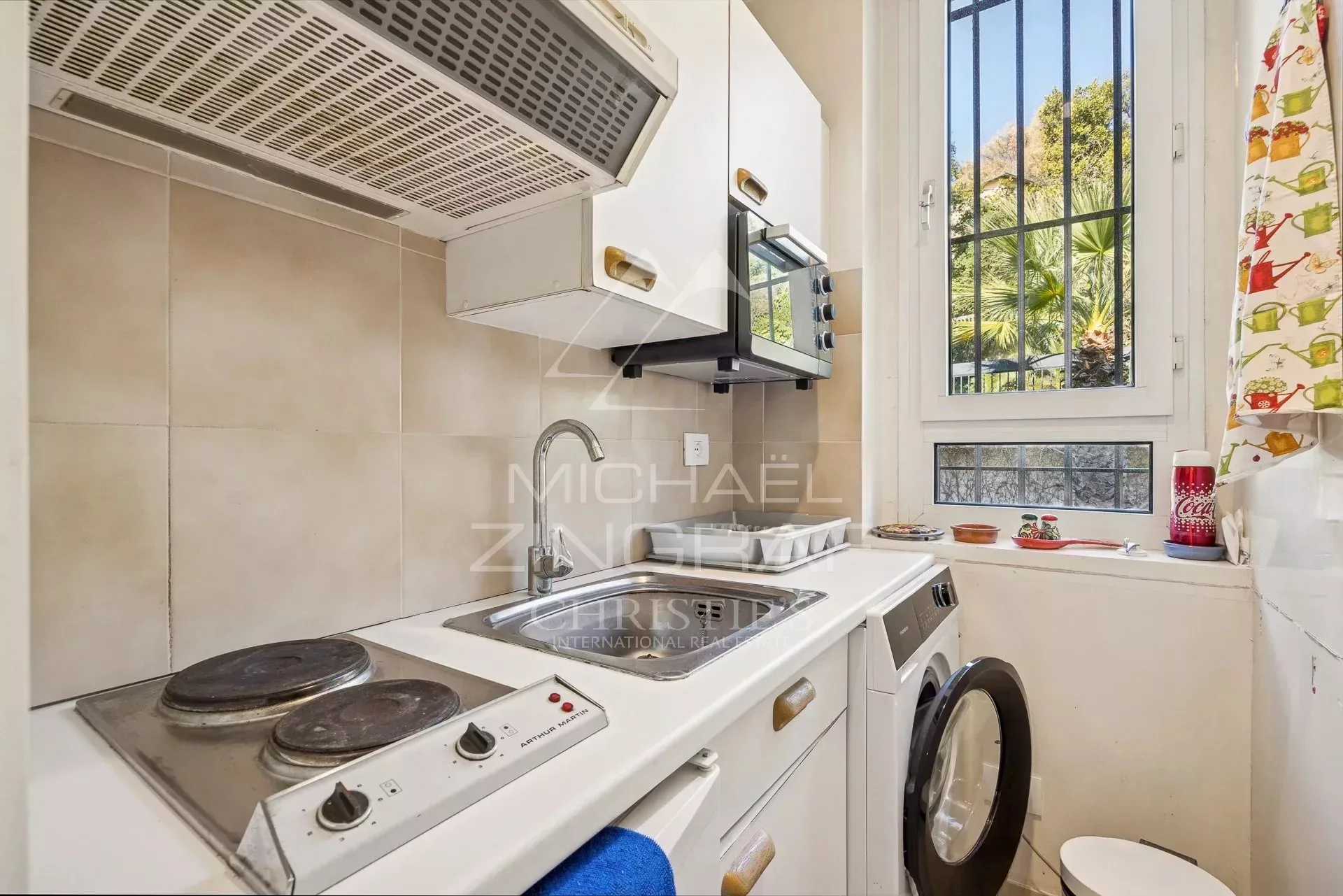 Cannes et Golfe-Juan – Vue mer imprenable et accès direct à la mer - 17