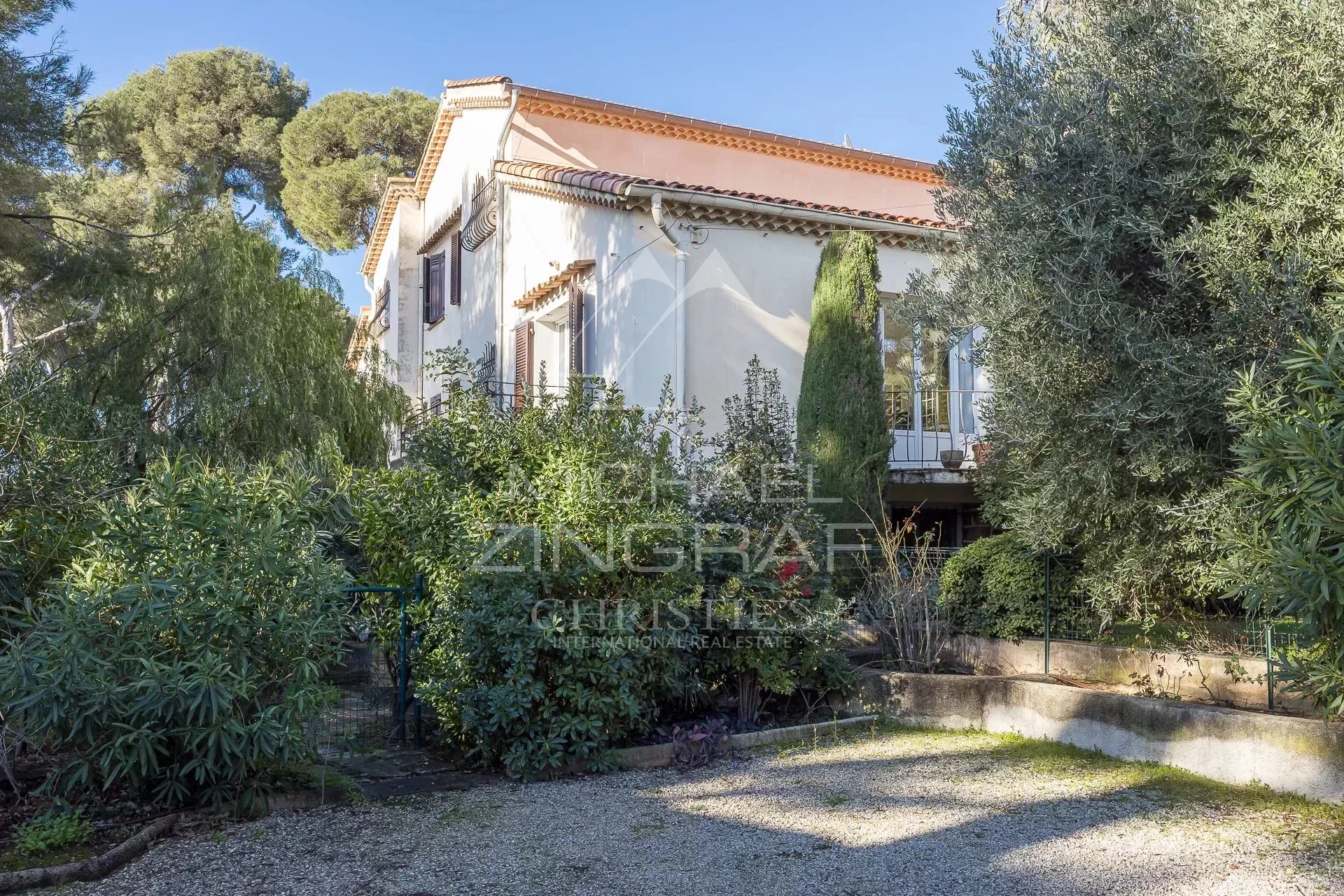 Maison de 130 m² avec appartement d’amis indépendant de 65 m² et atelier – Cap d’Antibes - 4