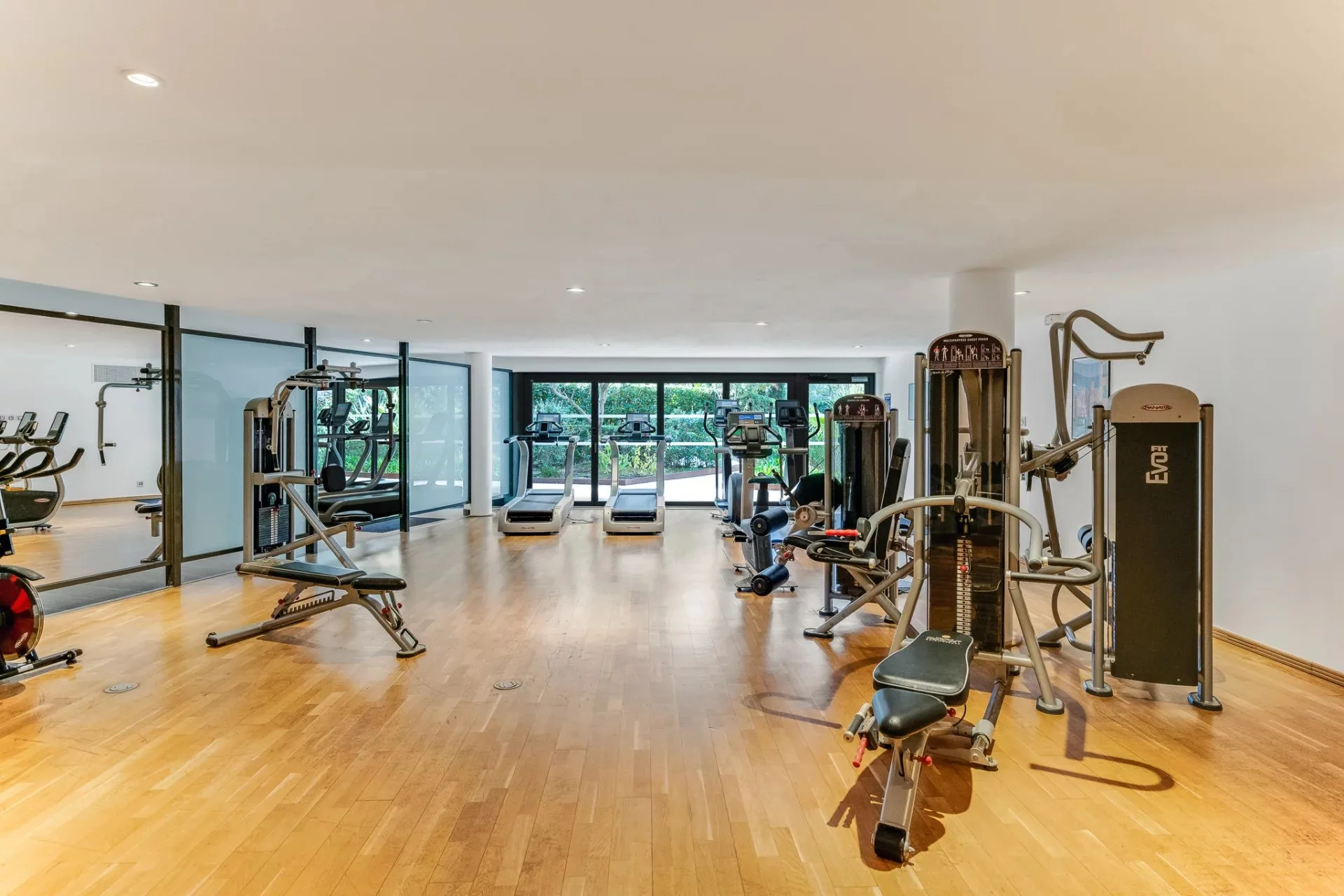 Appartement de Prestige au Cœur de Saint-Tropez - 8