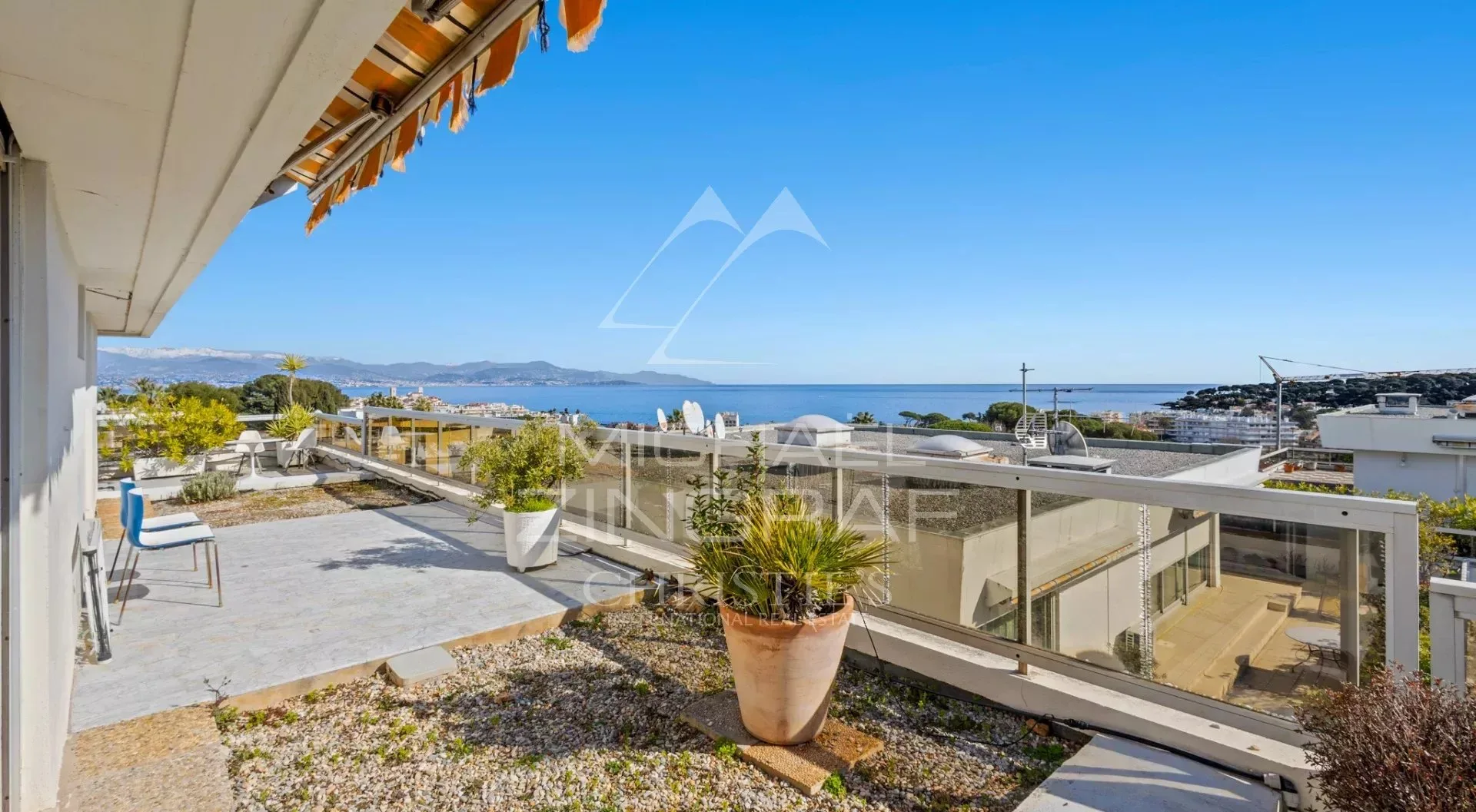 JUAN-LES-PINS – Rostagne: Penthouse-Villa mit Panoramablick aufs Meer - 5