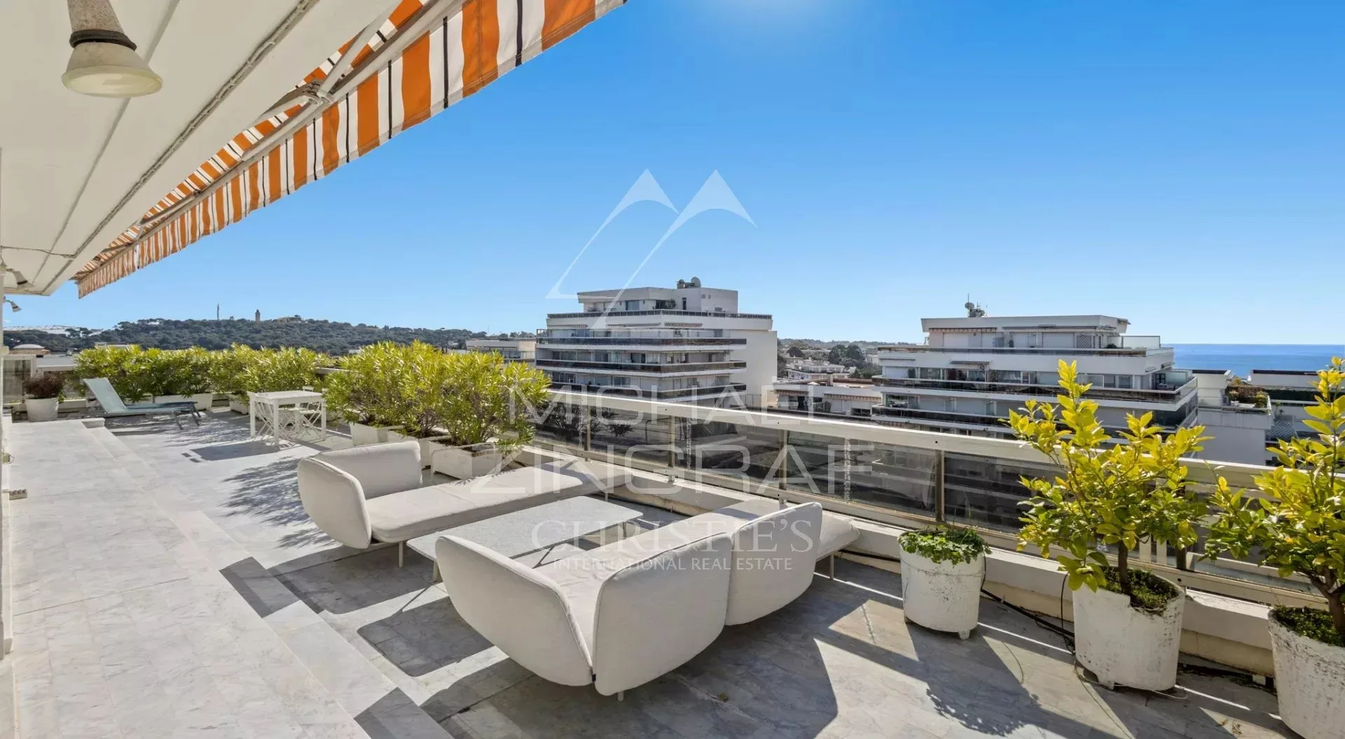 JUAN-LES-PINS – Rostagne: Penthouse-Villa mit Panoramablick aufs Meer - 12