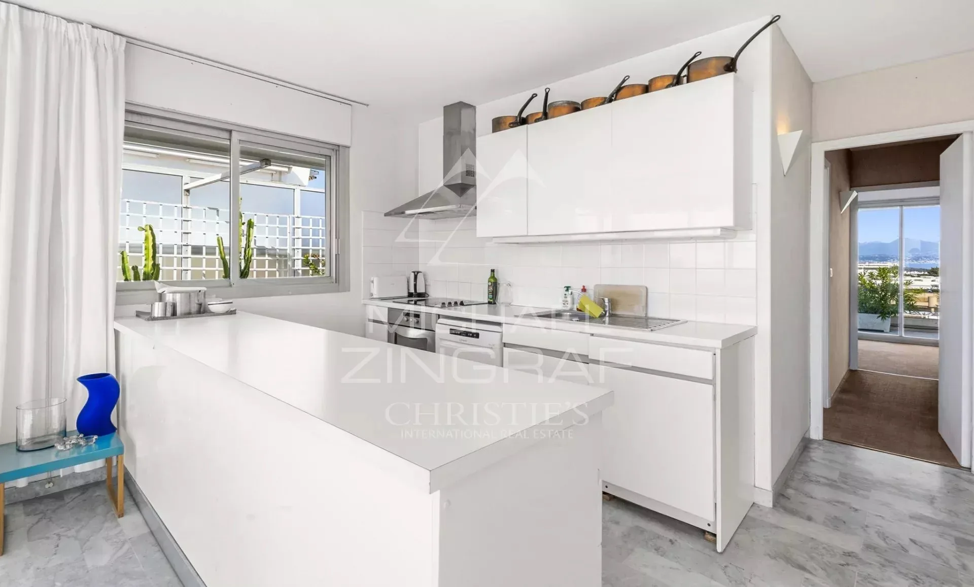 JUAN-LES-PINS – Rostagne: Penthouse-Villa mit Panoramablick aufs Meer - 27