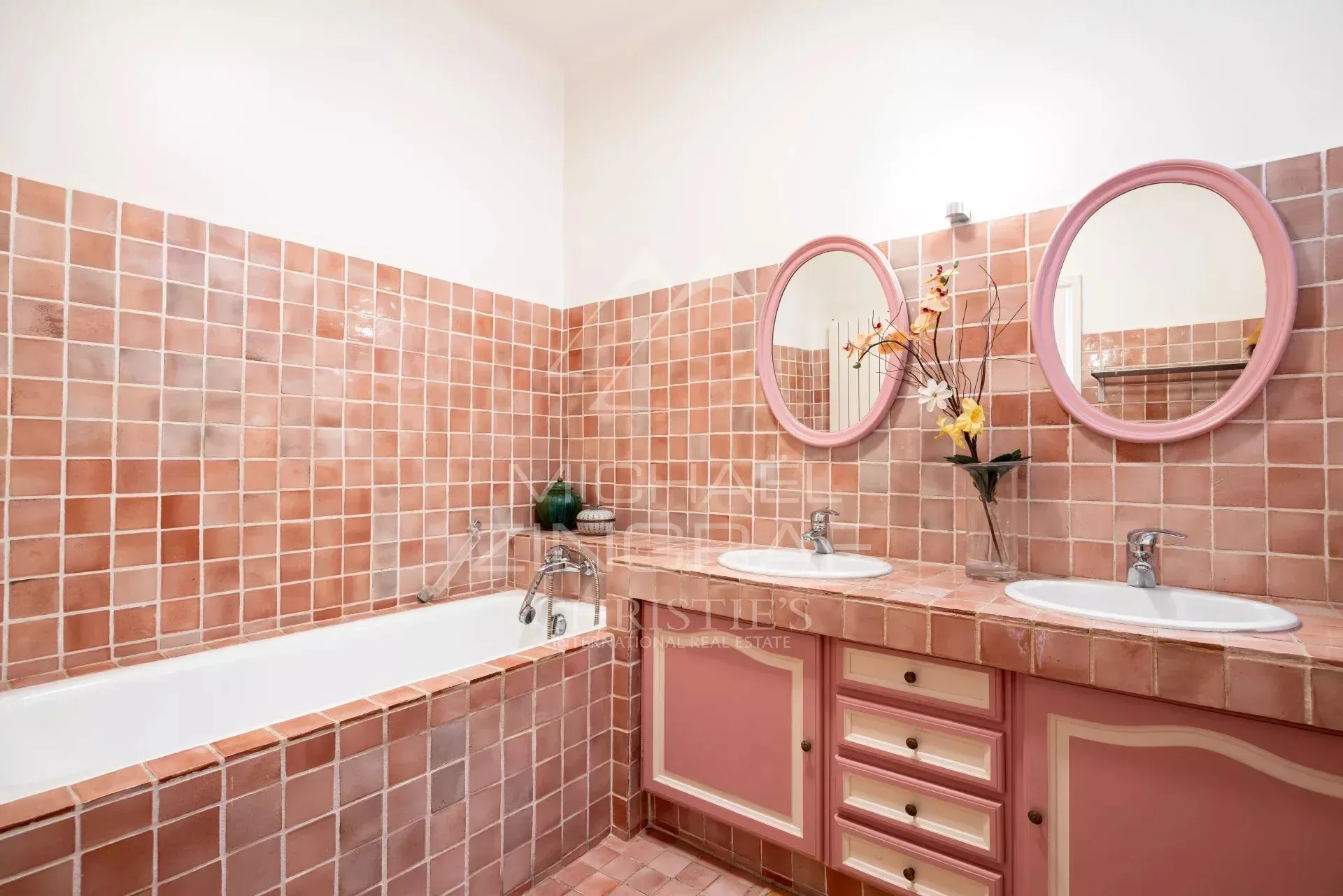 Co-exclusivité - Cannes Croisette – Somptueux appartement de 102 m² avec vue mer - 10
