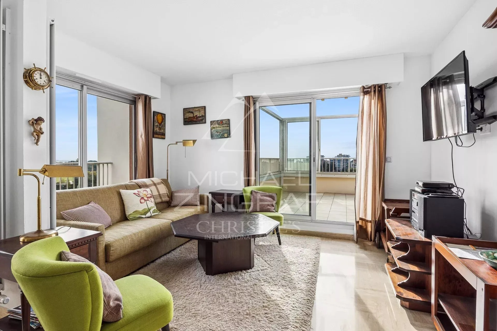 APPARTEMENT VUE MER AU COEUR DE LA VILLE - 4