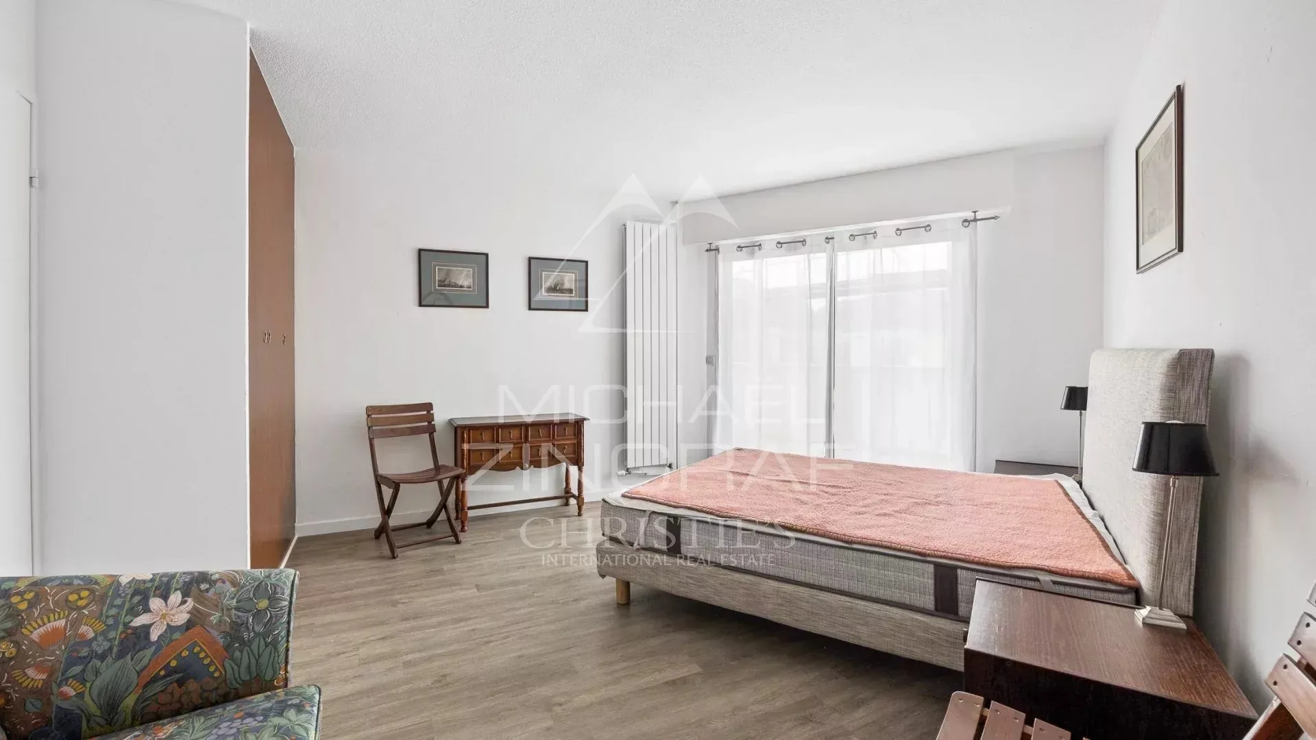 APPARTEMENT VUE MER AU COEUR DE LA VILLE - 6