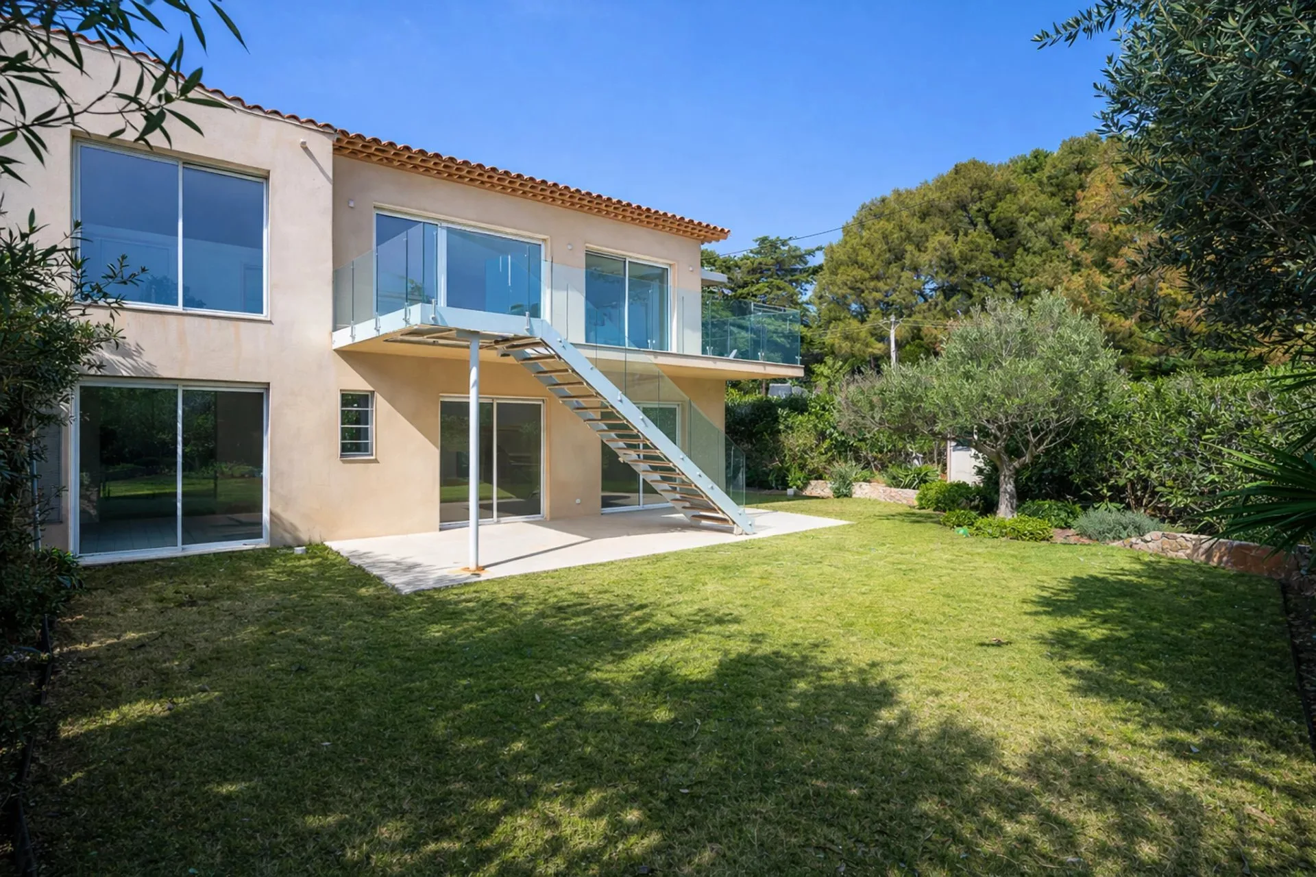 Jolie maison proche au port Cavalaire avec vue mer - 10