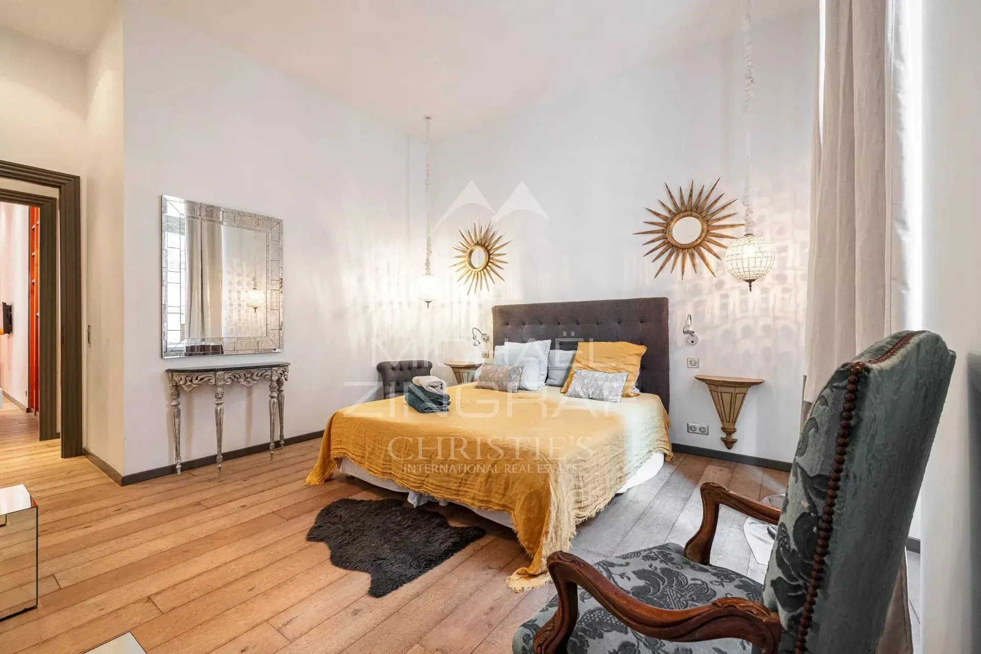 APPARTEMENT BOURGEOIS - CENTRE VILLE CANNES - 8