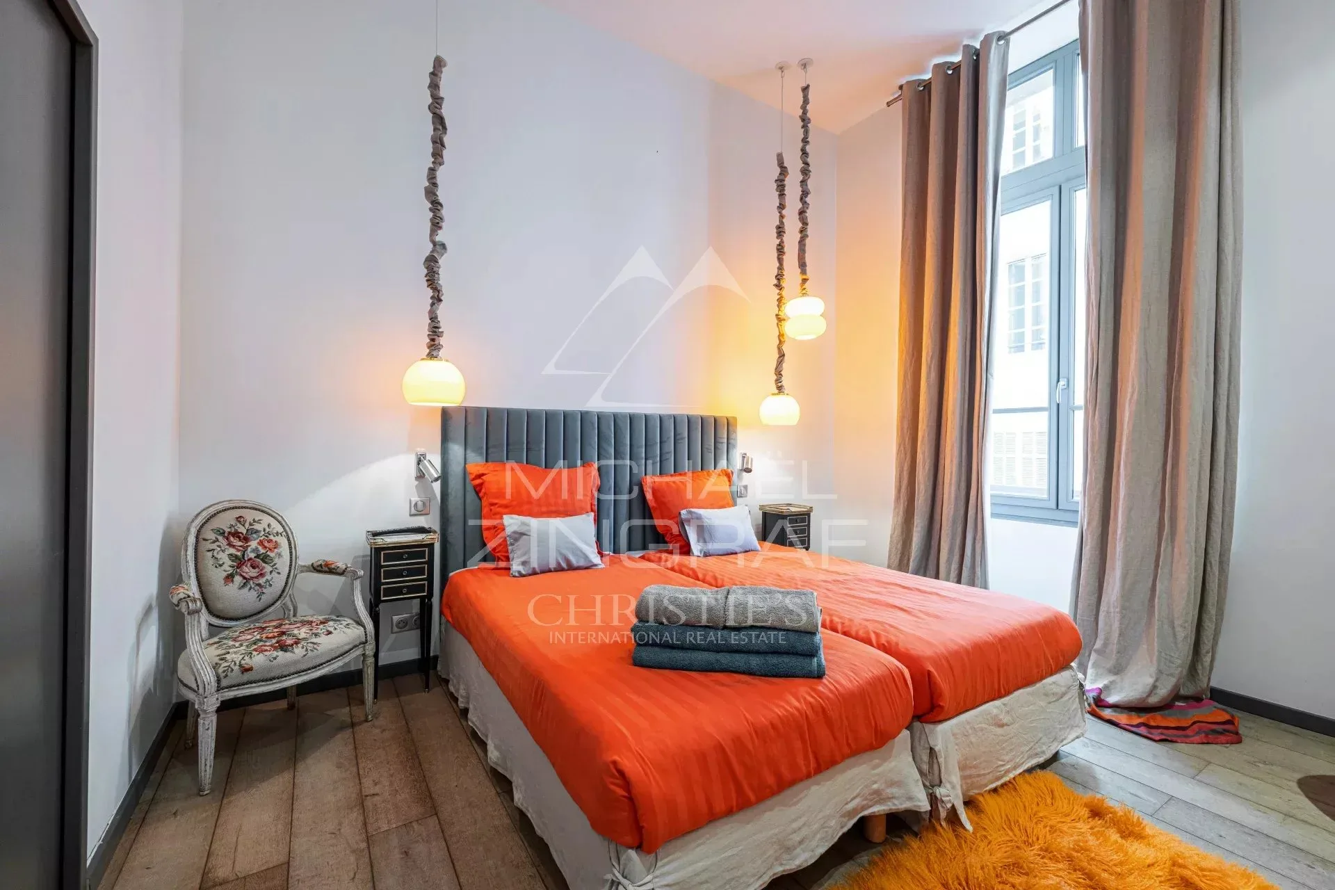 APPARTEMENT BOURGEOIS - CENTRE VILLE CANNES - 10