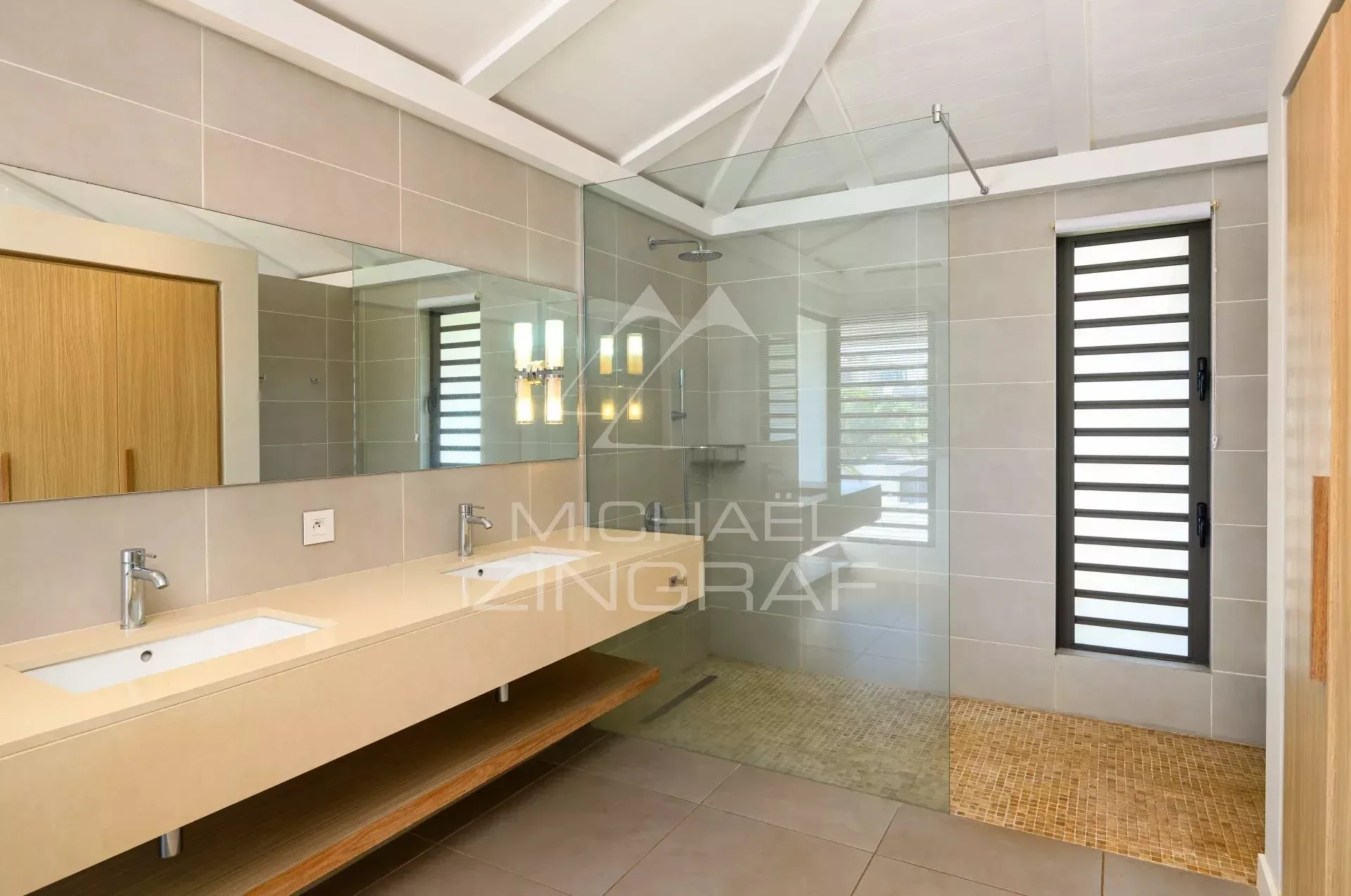 Le Privilège de Vivre Face au Lagon – Villa d’Exception à Haute Rive - 9