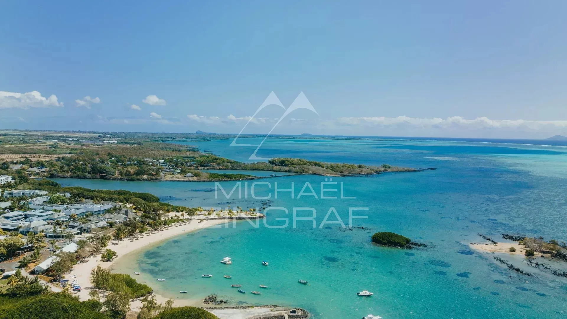 Le Privilège de Vivre Face au Lagon – Villa d’Exception à Haute Rive - 16
