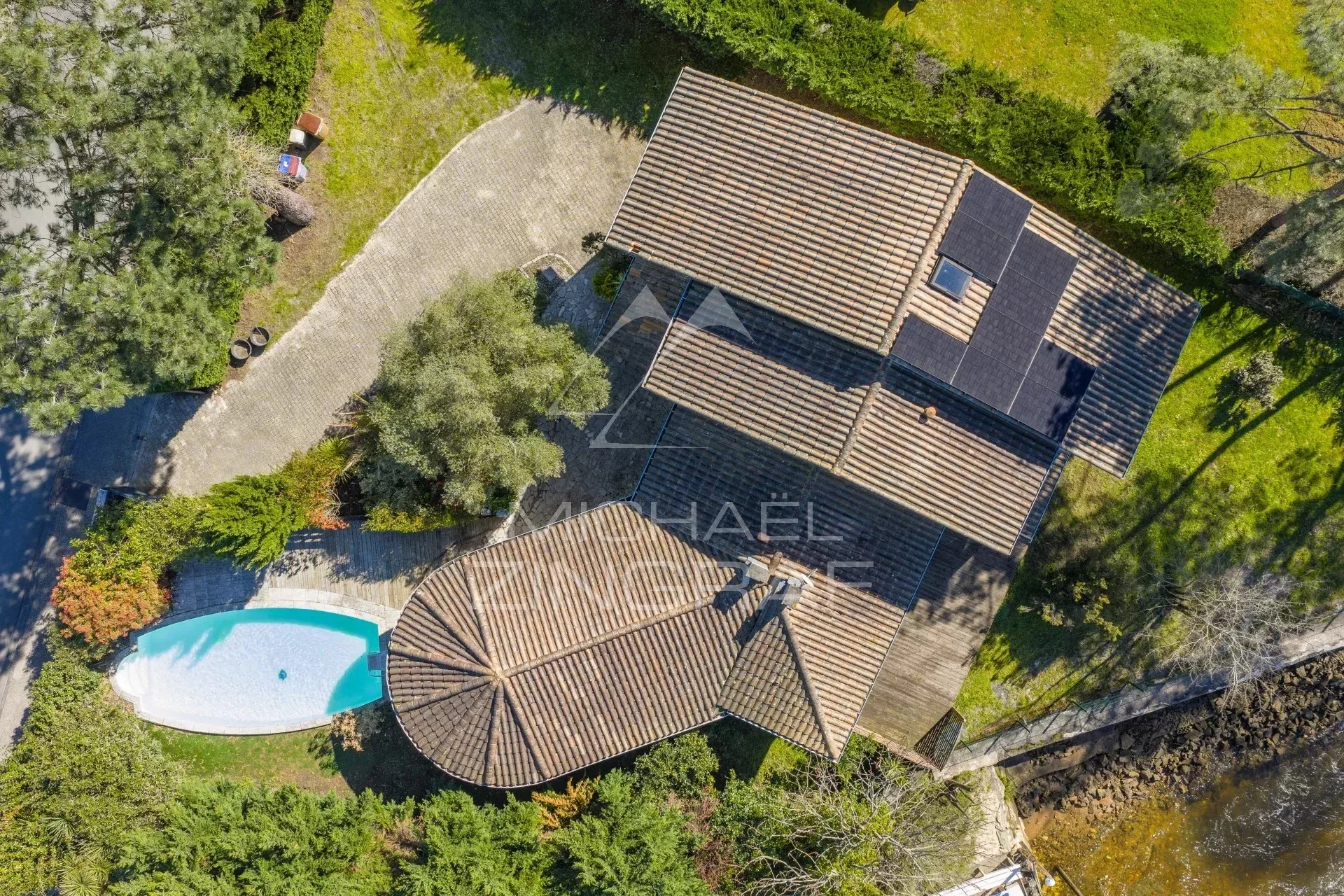 URGENT - Une villa d'architecte dans un décor authentique au Port de la Hume - 16